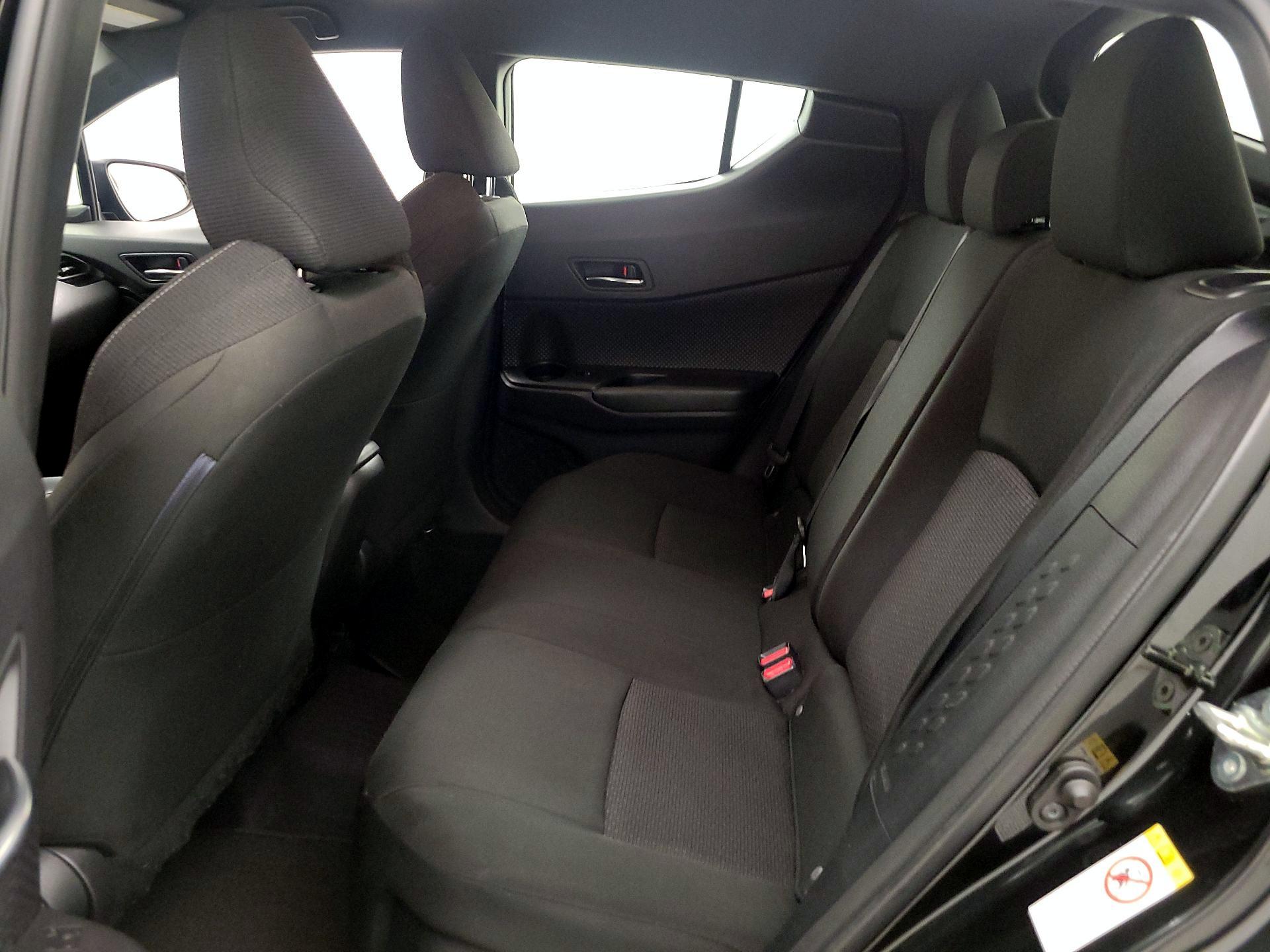 Thumbnail: 2018 Toyota C-HR - 19