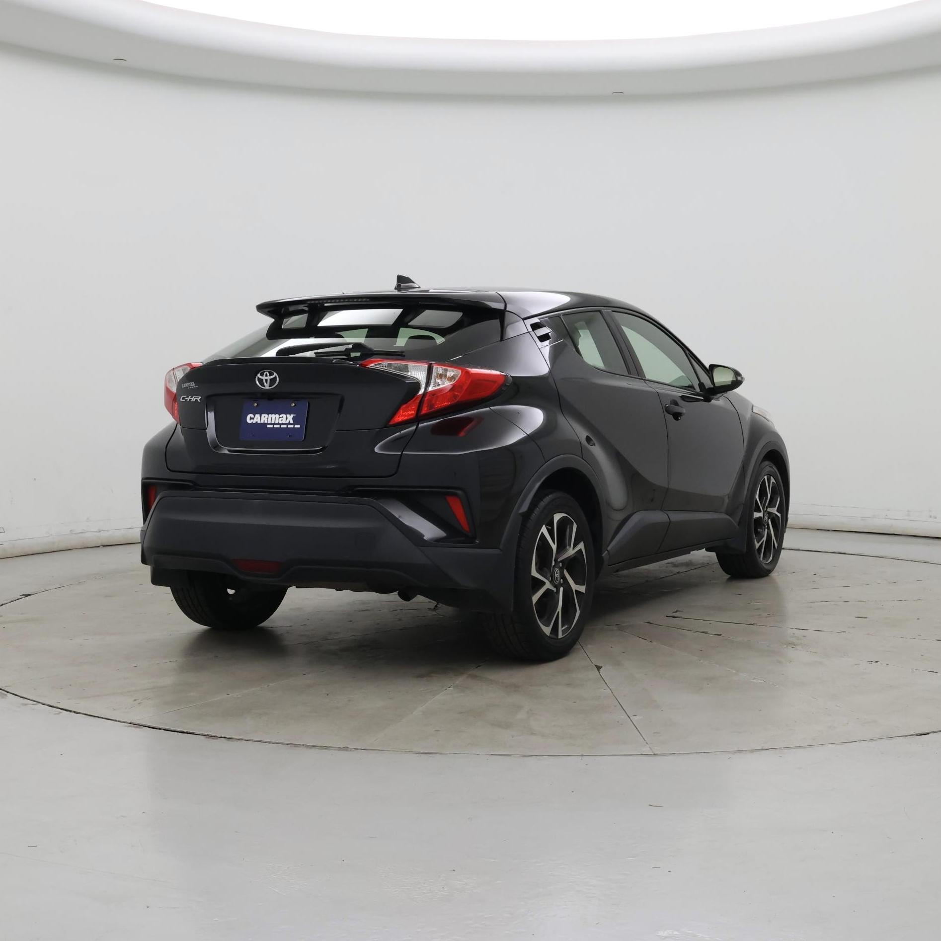 Thumbnail: 2018 Toyota C-HR - 8