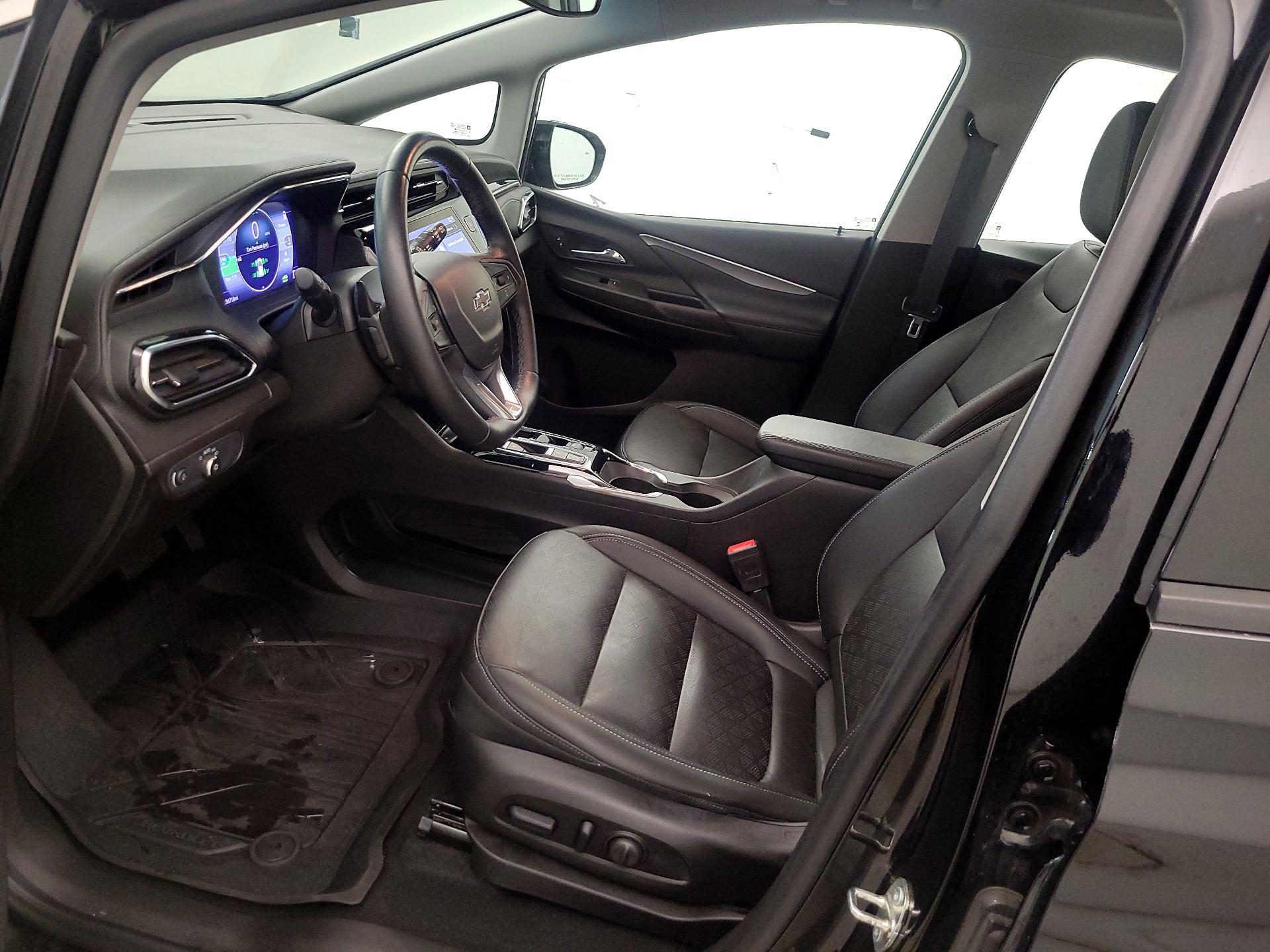 Thumbnail: 2022 Chevrolet Bolt EV - 11