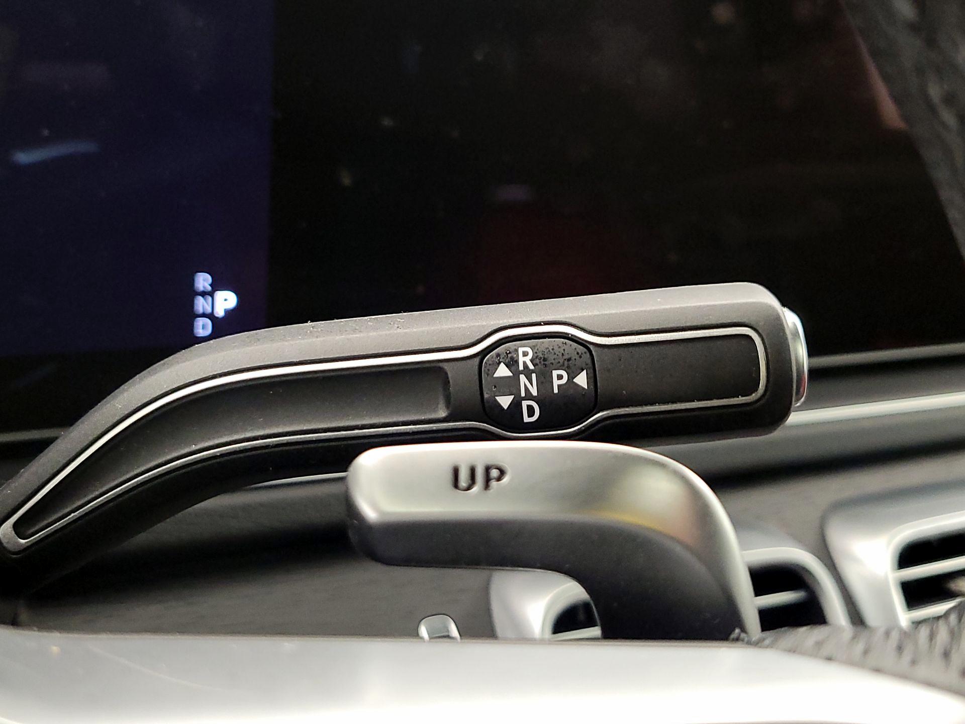 Thumbnail: 2025 Mercedes-Benz GLE - 18