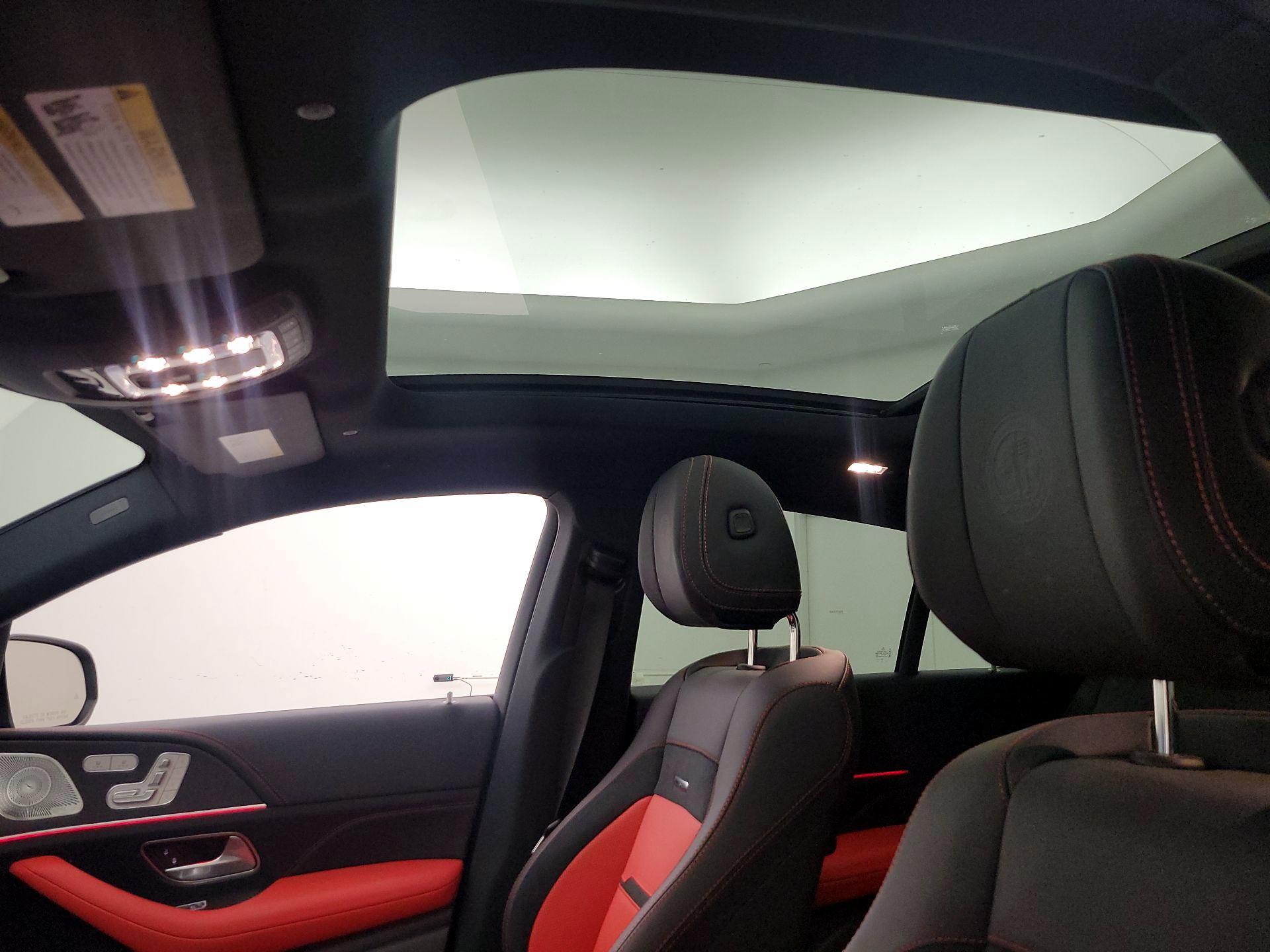 Thumbnail: 2025 Mercedes-Benz GLE - 20