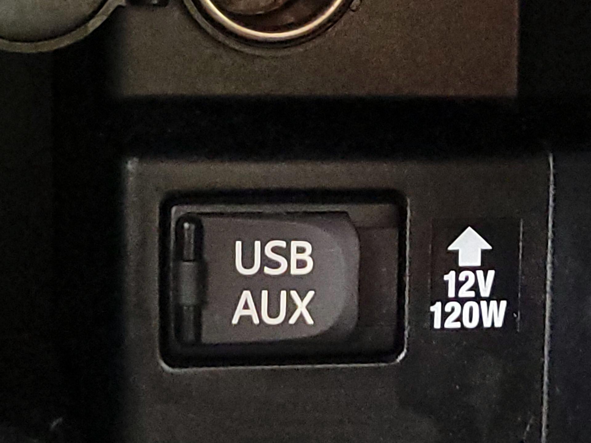 Thumbnail: 2014 Toyota Camry - 18