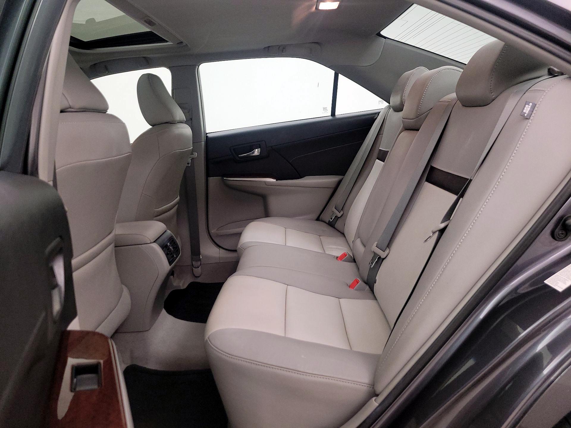 Thumbnail: 2014 Toyota Camry - 20