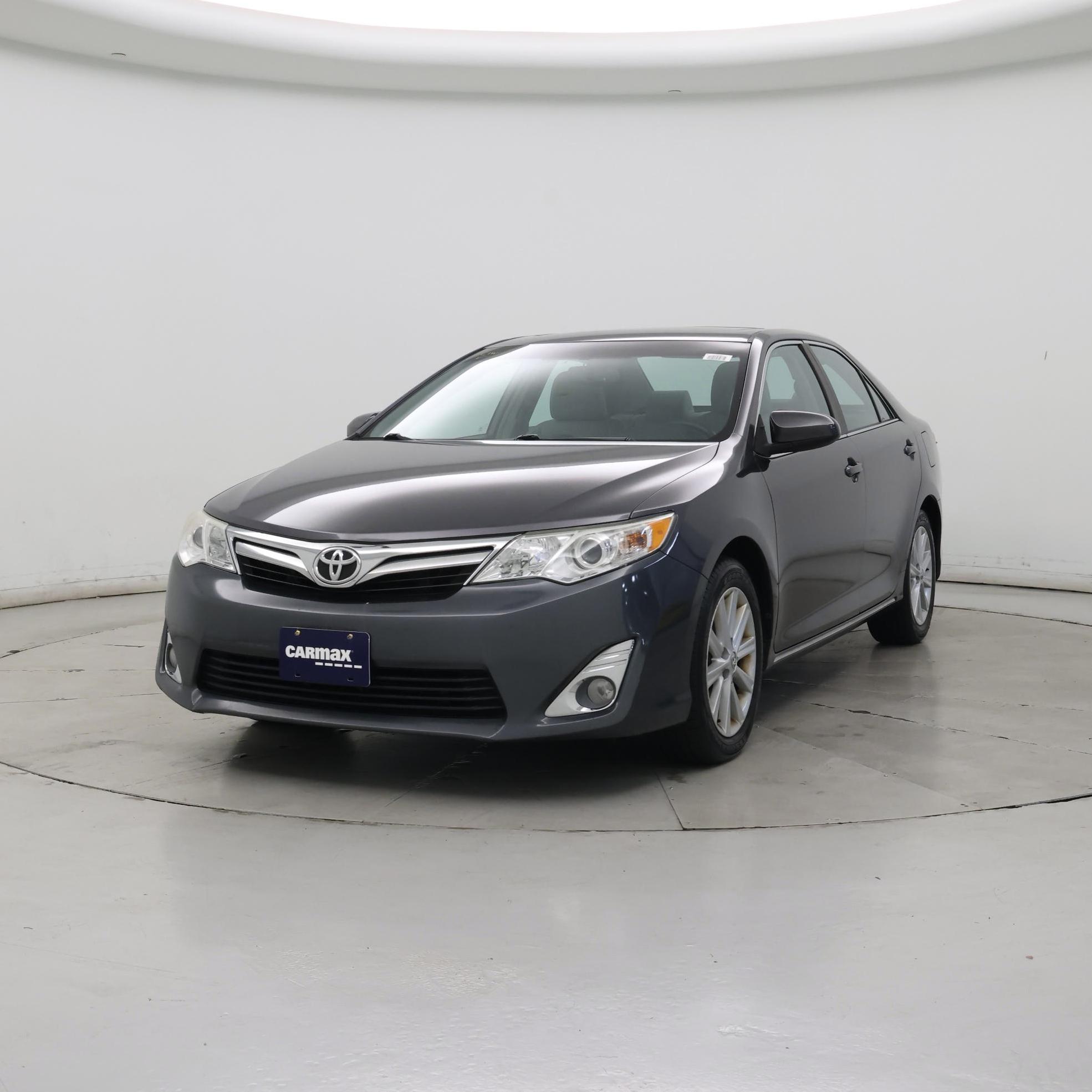 Thumbnail: 2014 Toyota Camry - 4