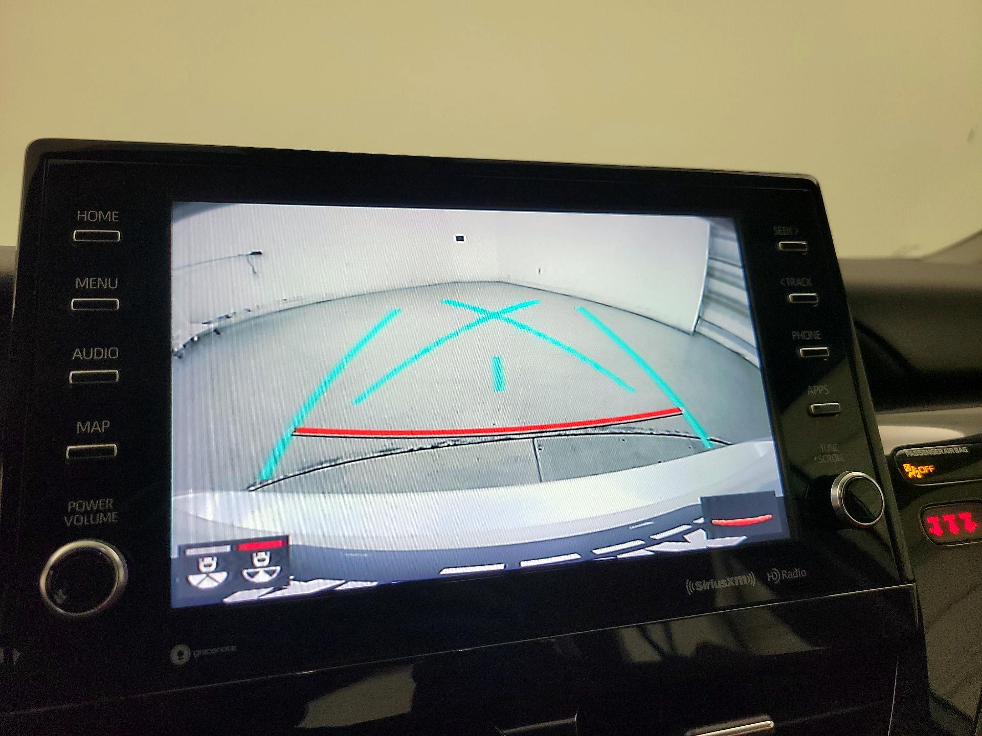 Thumbnail: 2021 Toyota Camry - 14