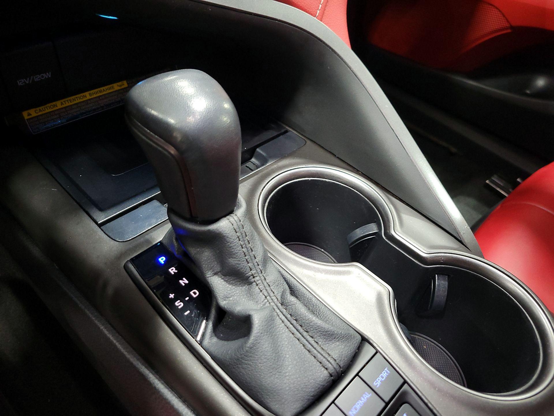 Thumbnail: 2021 Toyota Camry - 17