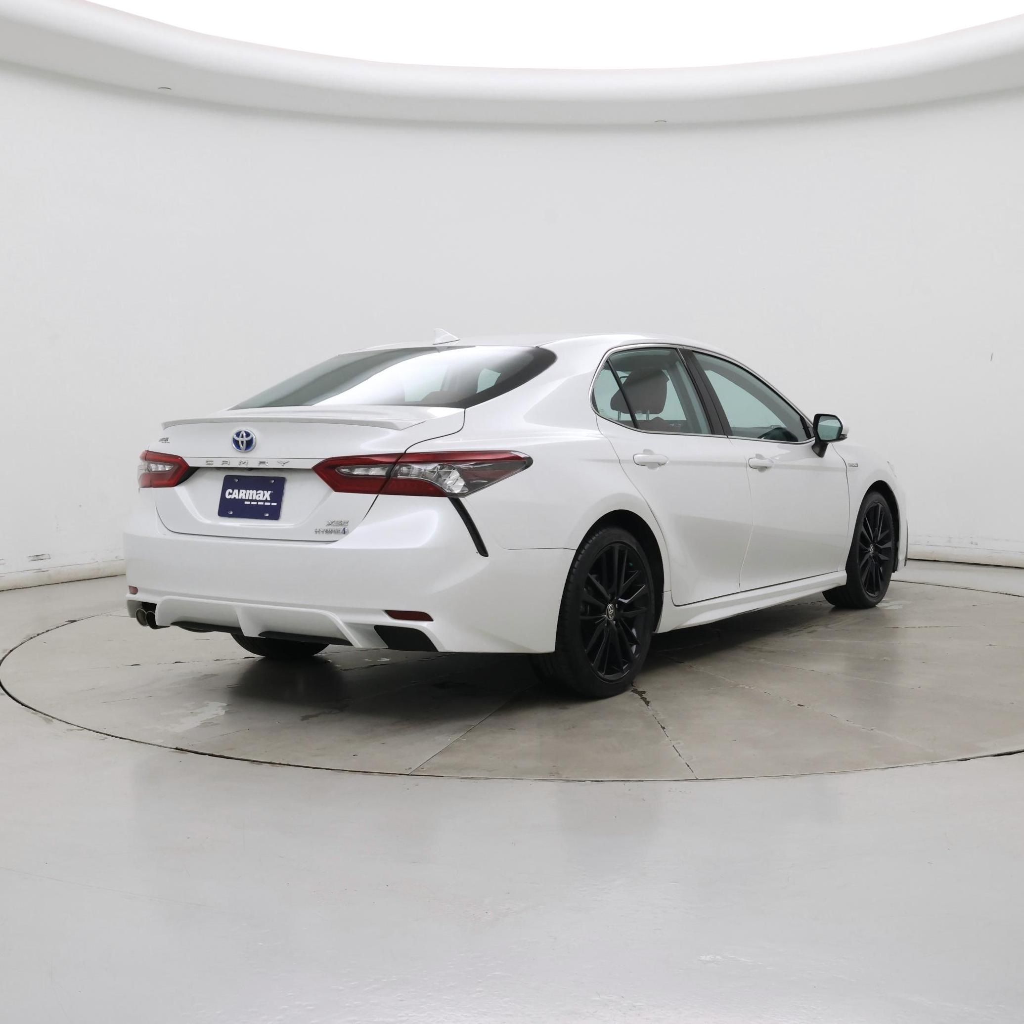 Thumbnail: 2021 Toyota Camry - 8