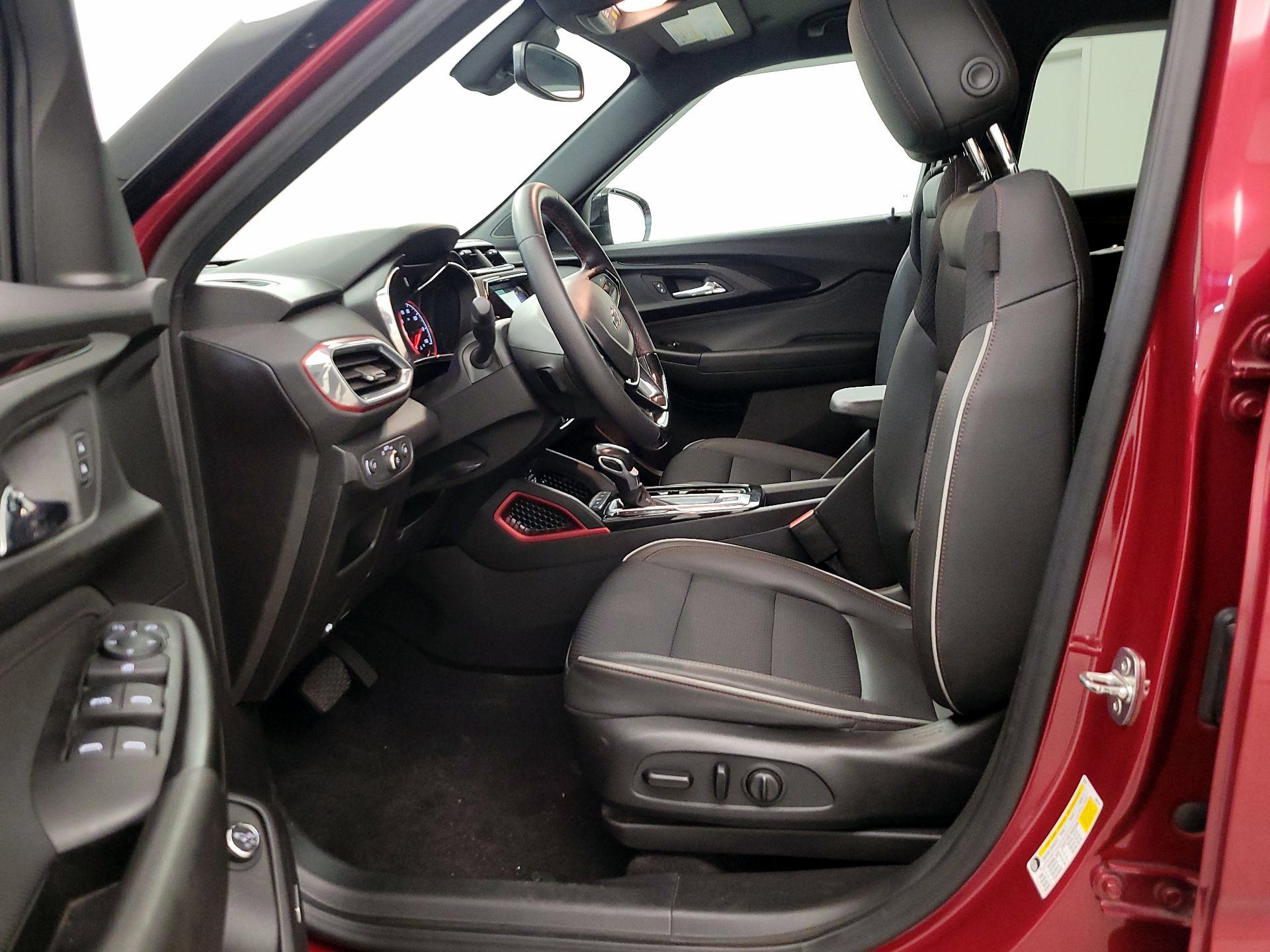 Thumbnail: 2021 Chevrolet TrailBlazer - 11