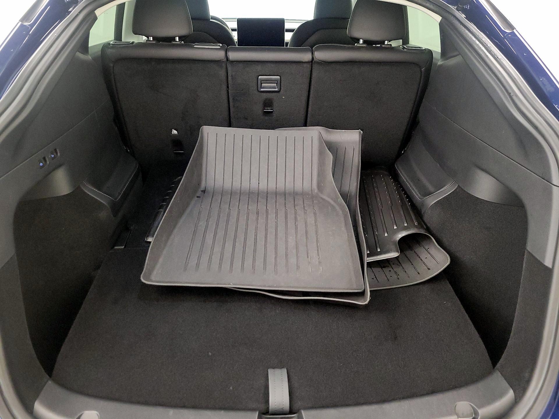 Thumbnail: 2023 Tesla Model Y - 19