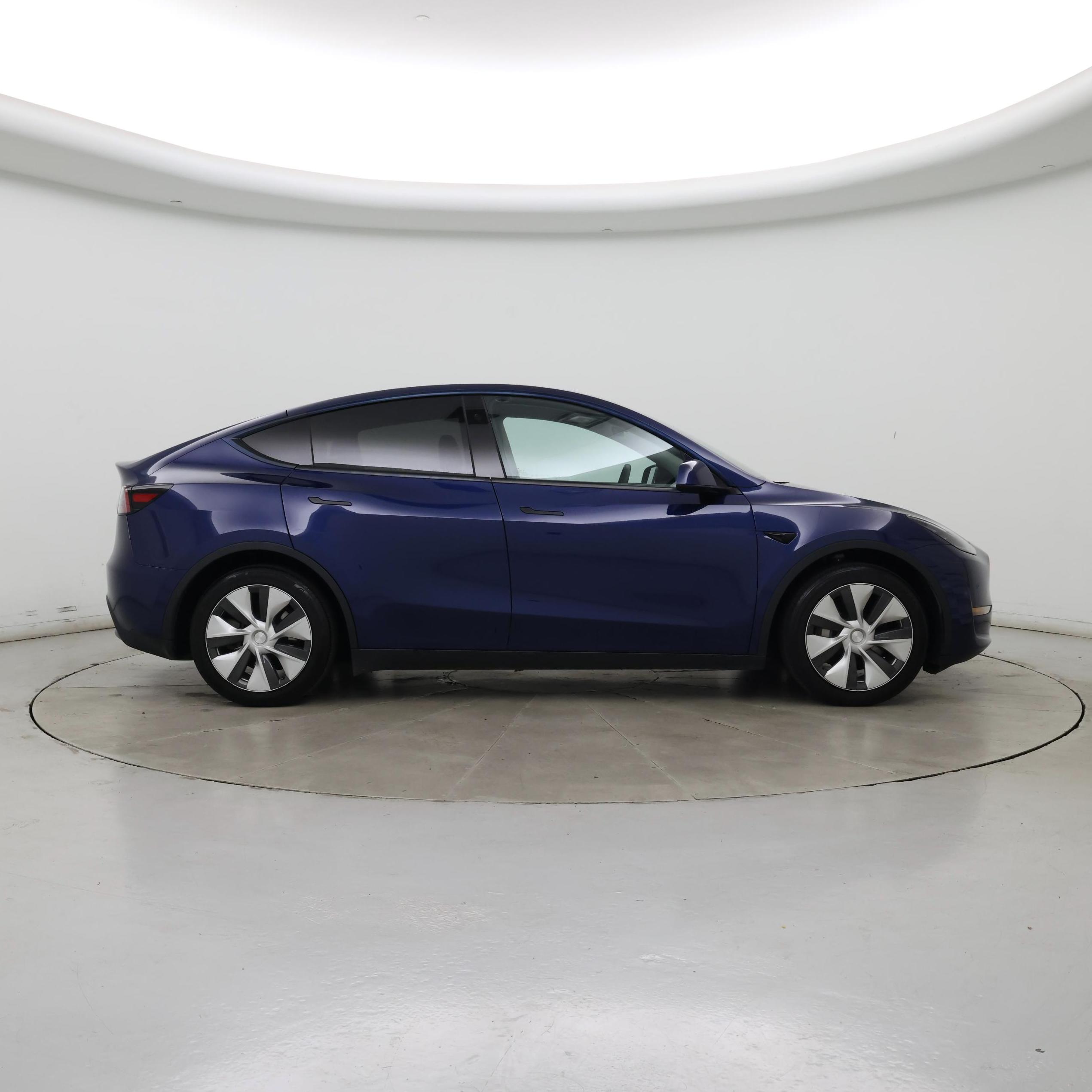 Thumbnail: 2023 Tesla Model Y - 7