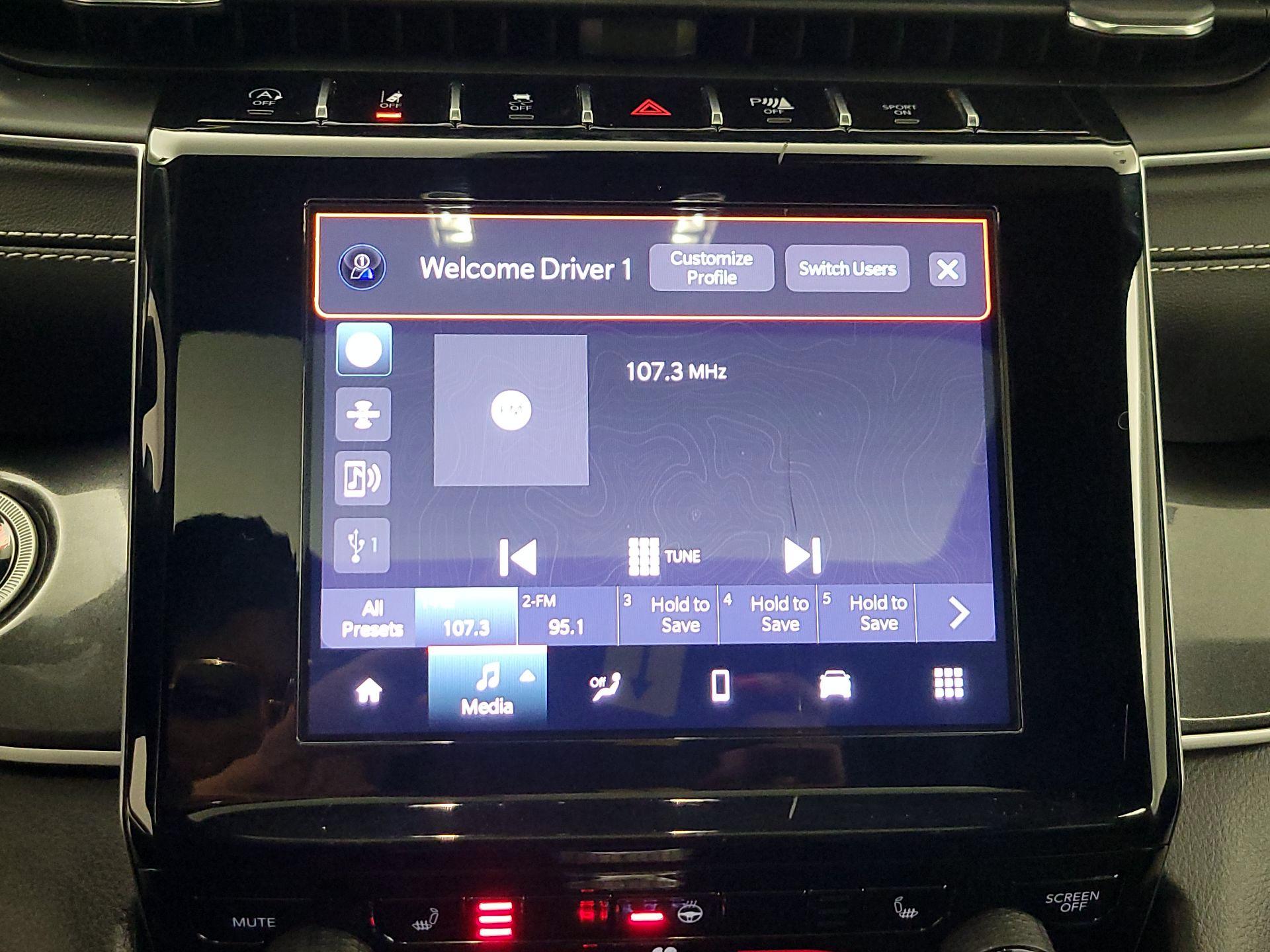 Thumbnail: 2023 Jeep Grand Cherokee L - 15