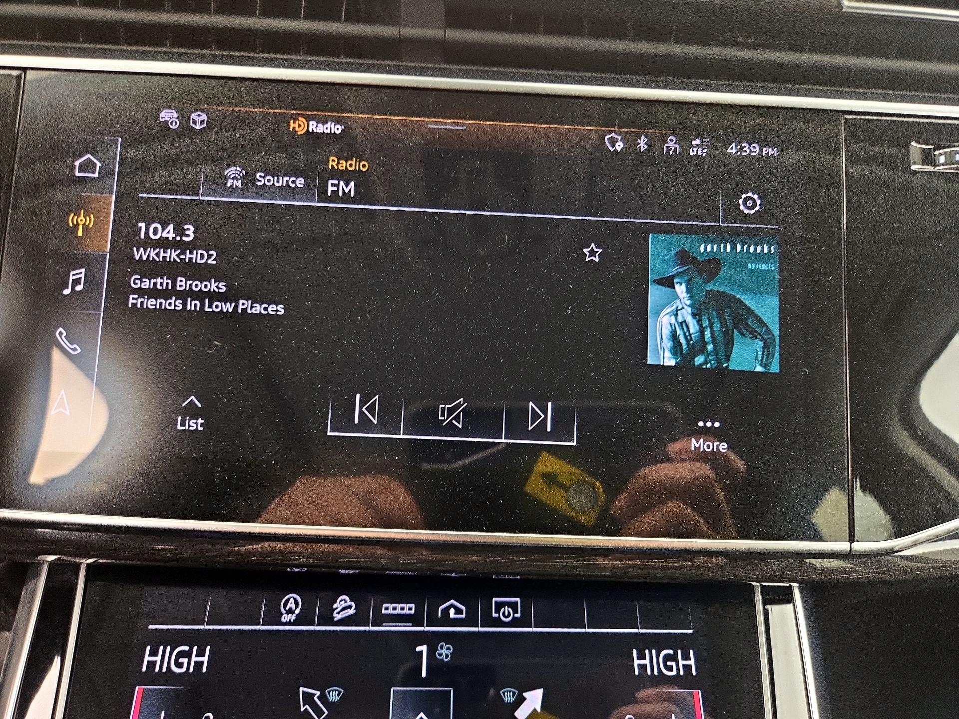 Thumbnail: 2023 Audi Q7 - 16