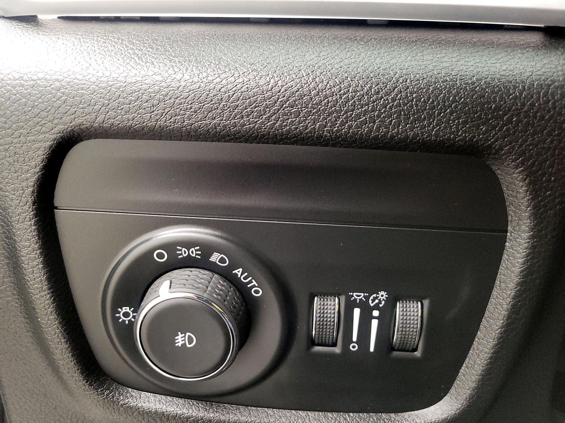 Thumbnail: 2023 Jeep Grand Cherokee - 13