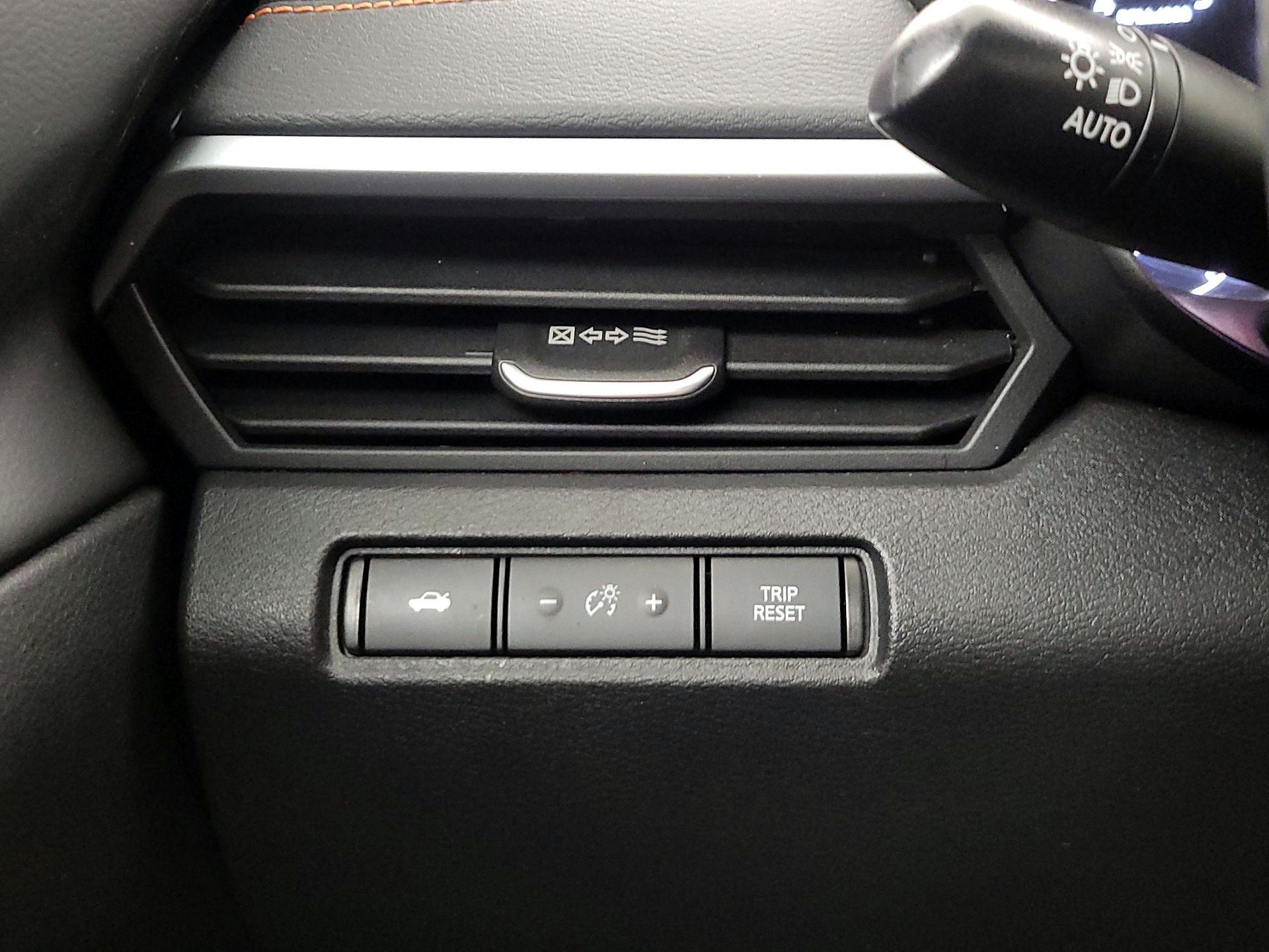 Thumbnail: 2021 Nissan Altima - 13