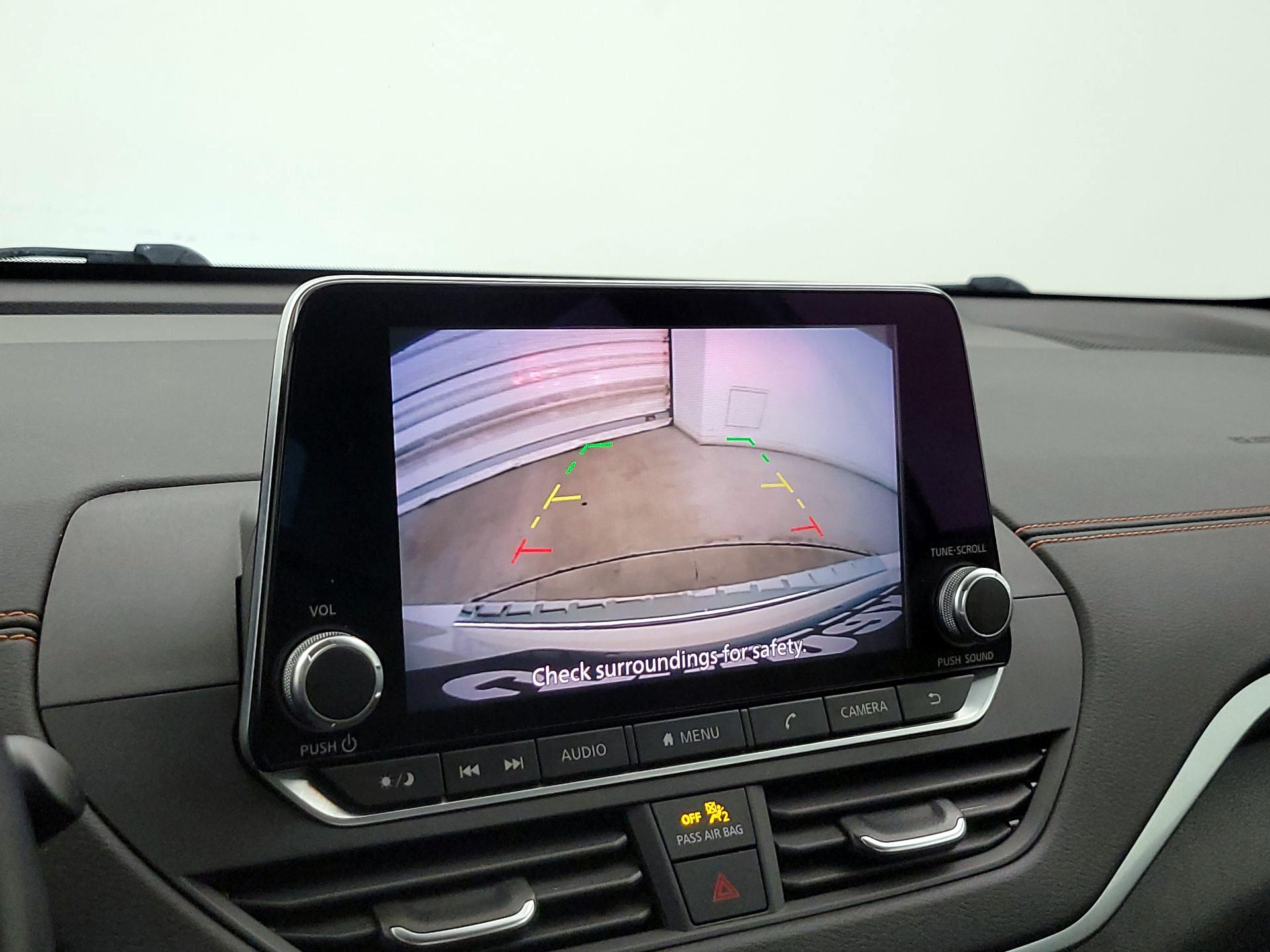 Thumbnail: 2021 Nissan Altima - 14