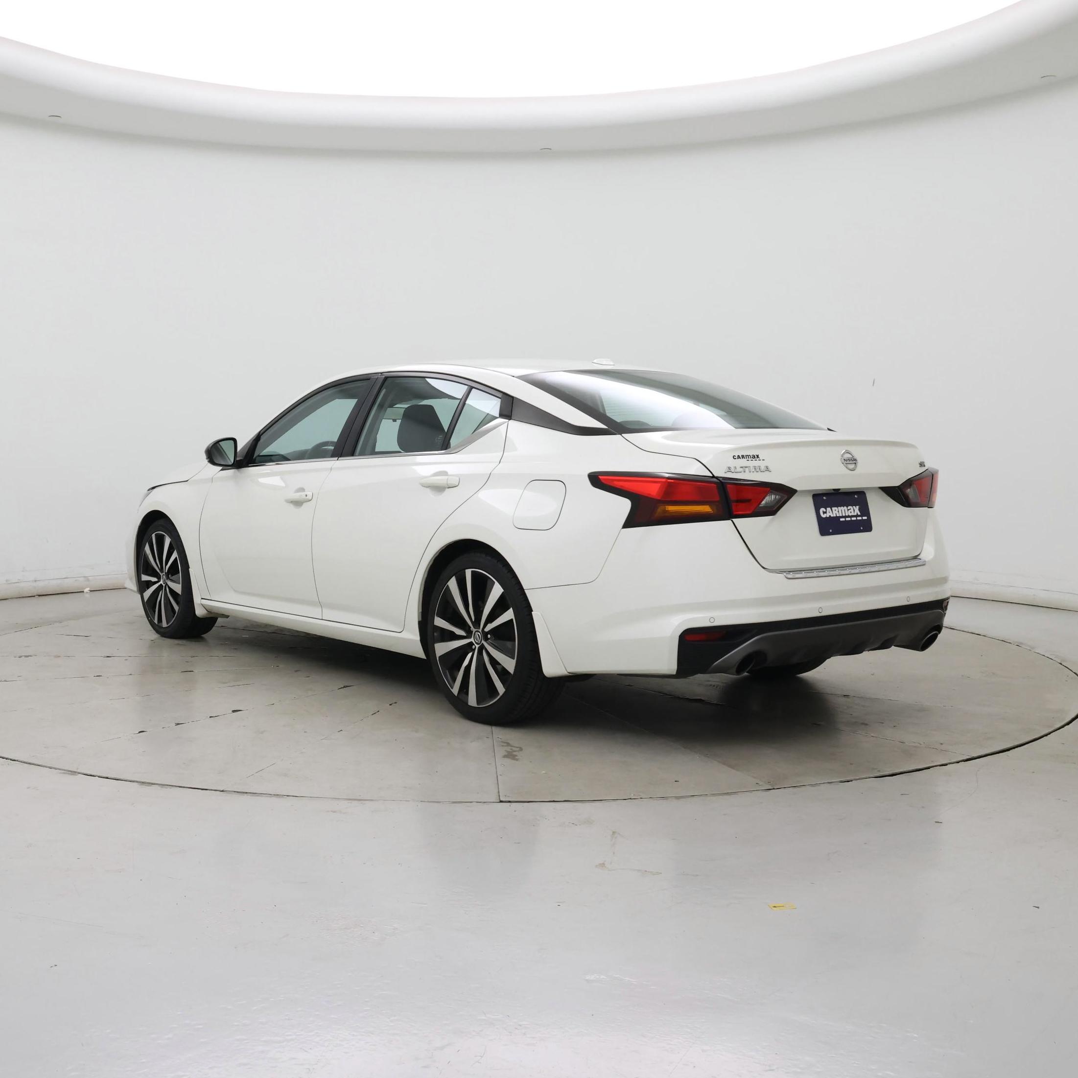 Thumbnail: 2021 Nissan Altima - 2