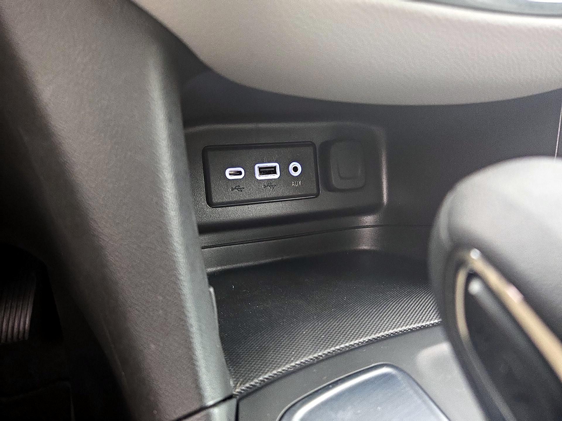 Thumbnail: 2024 Chevrolet Equinox - 18