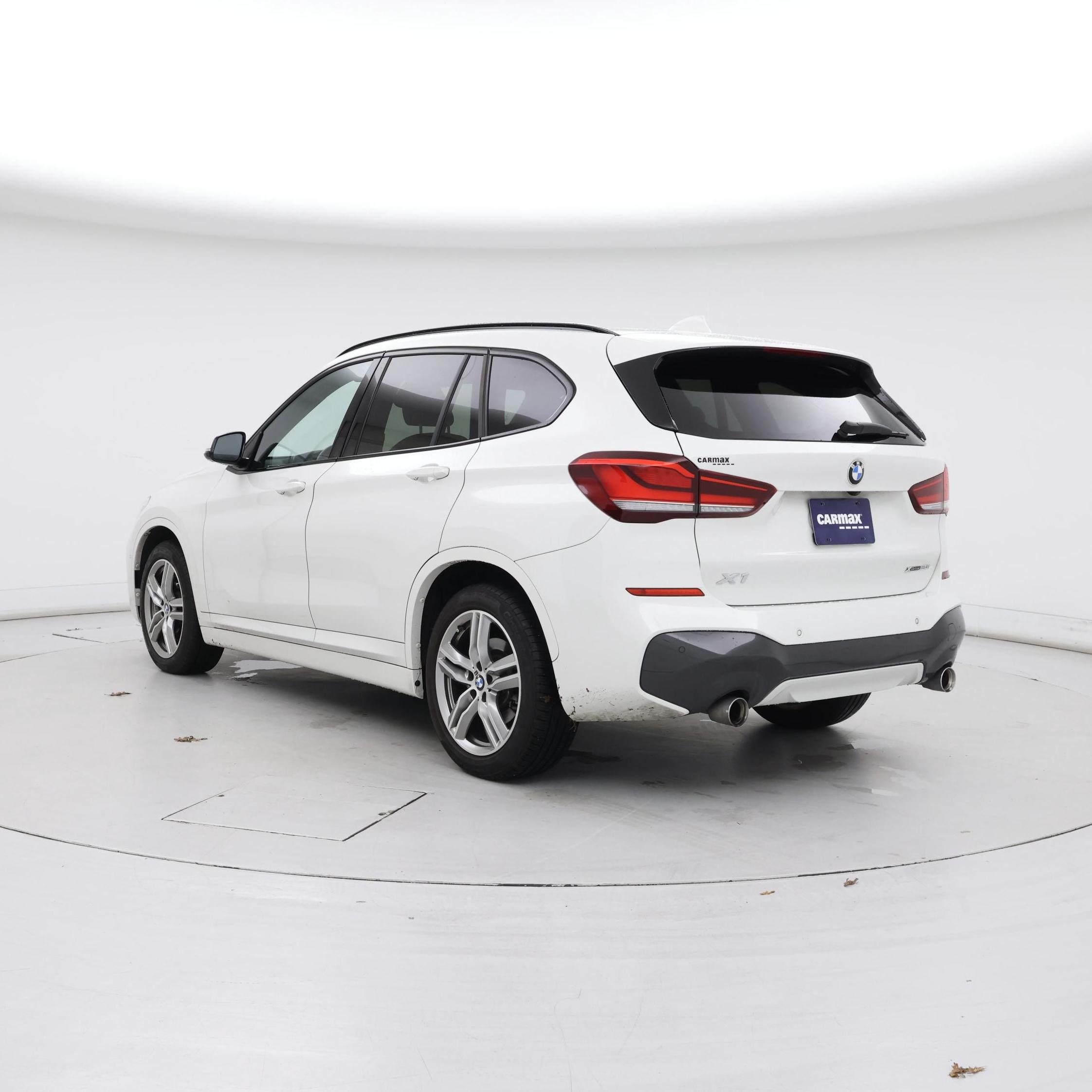 Thumbnail: 2020 BMW X1 - 2