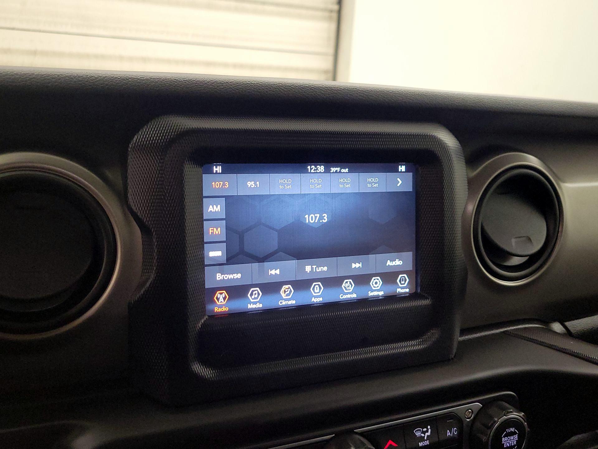 Thumbnail: 2020 Jeep Wrangler - 15