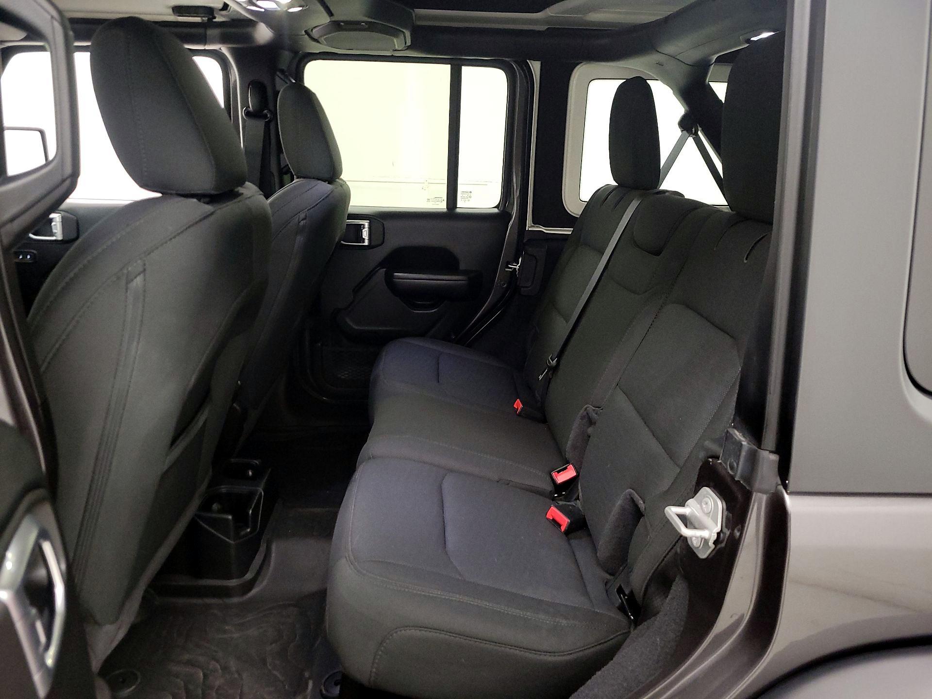 Thumbnail: 2020 Jeep Wrangler - 19