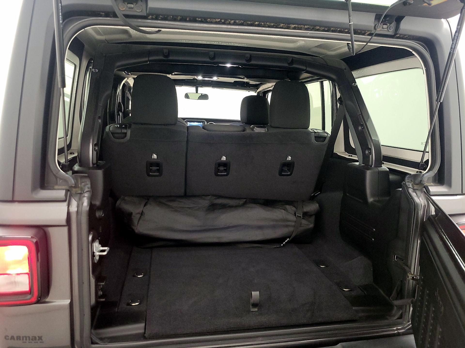 Thumbnail: 2020 Jeep Wrangler - 20