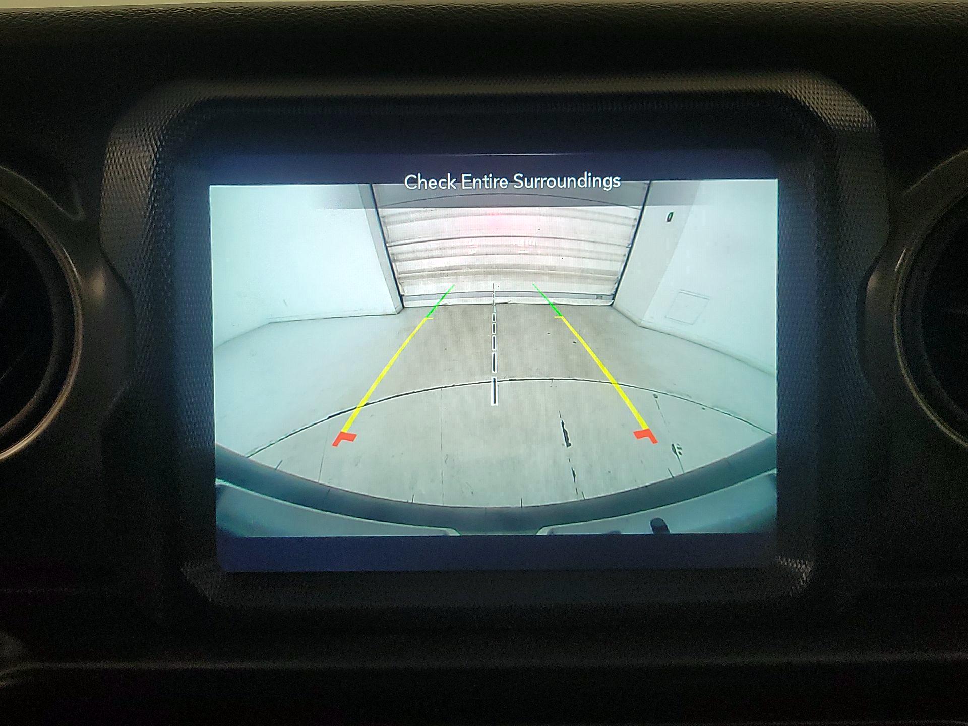 Thumbnail: 2021 Jeep Wrangler - 15