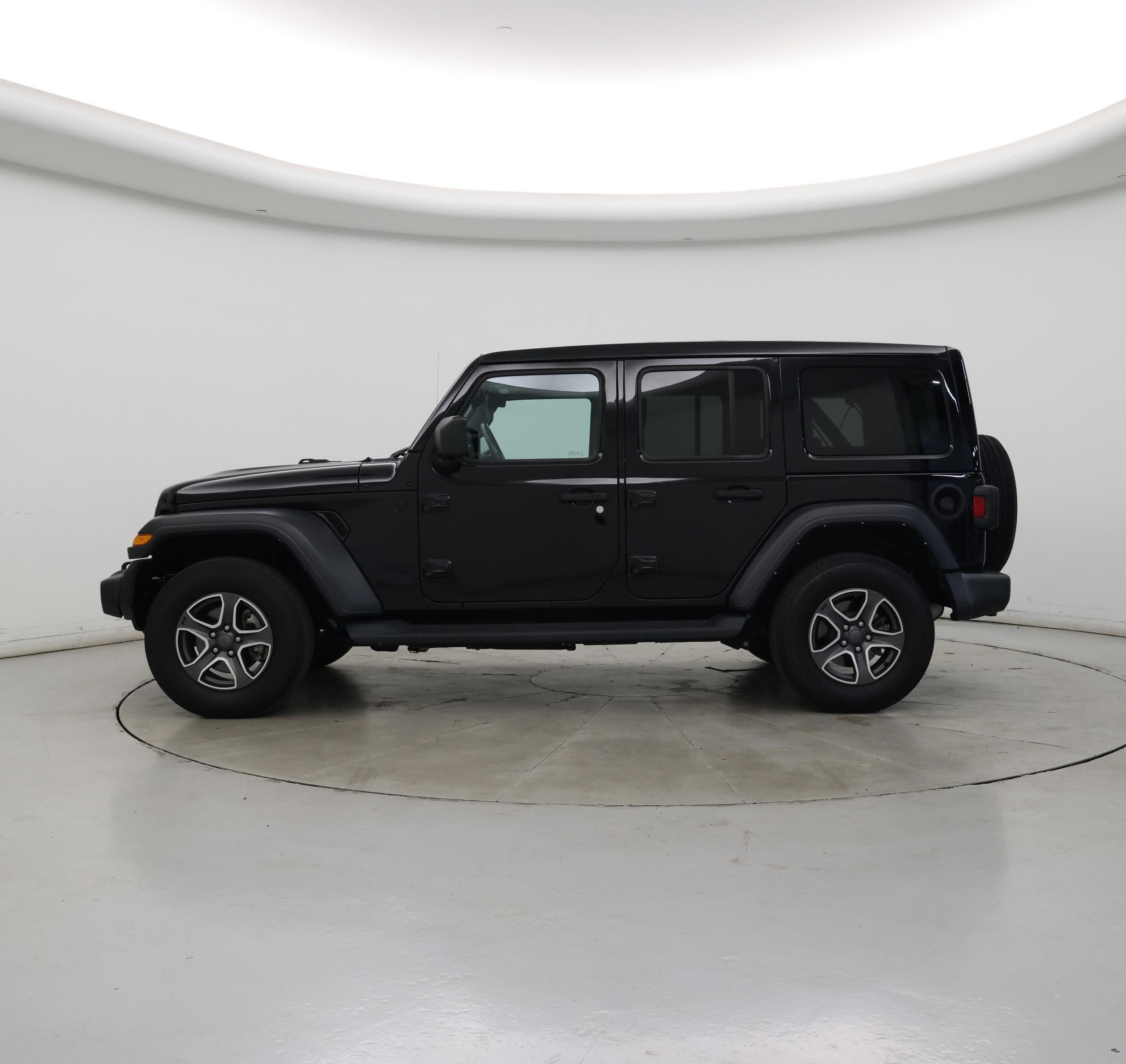 Thumbnail: 2021 Jeep Wrangler - 3