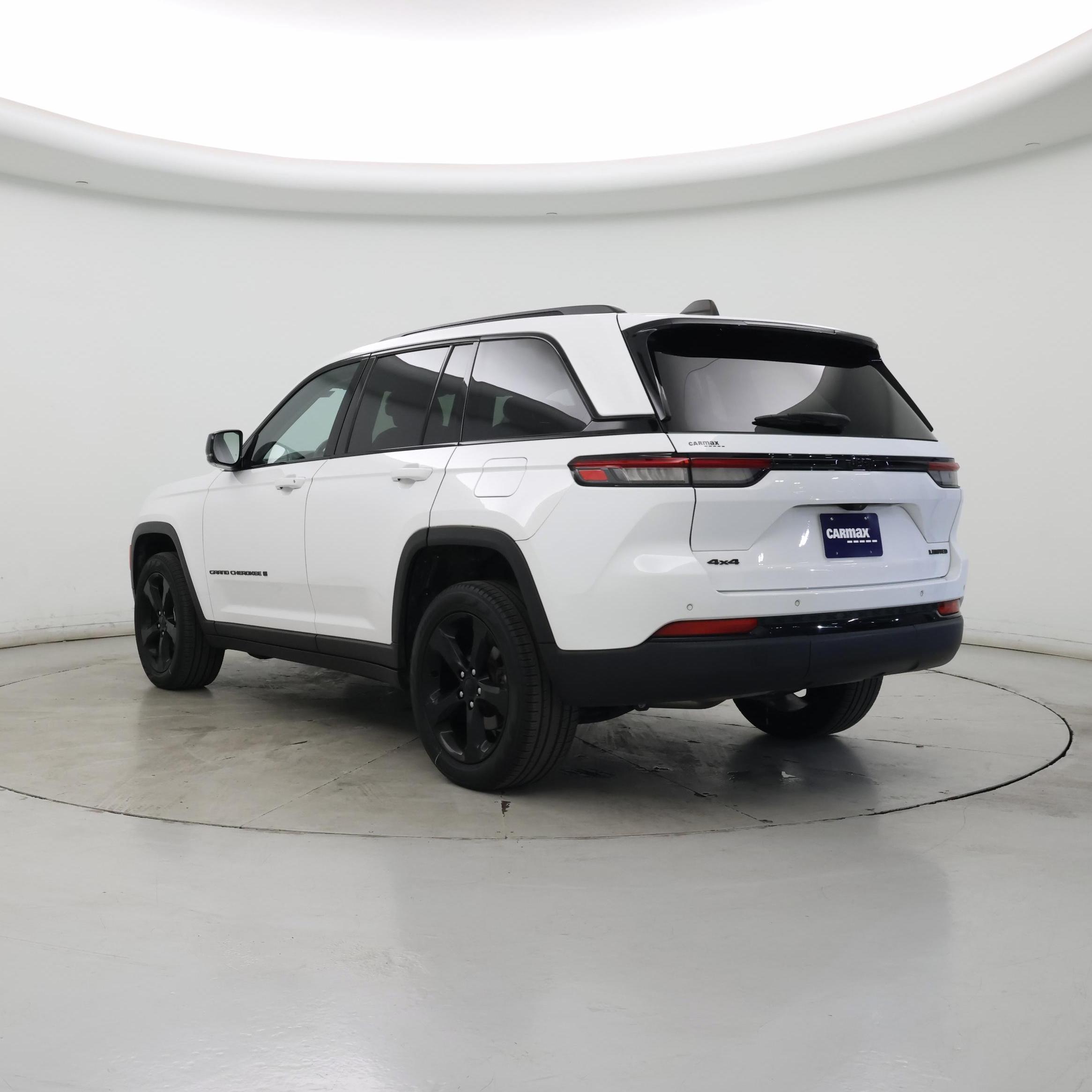 Thumbnail: 2023 Jeep Grand Cherokee - 2