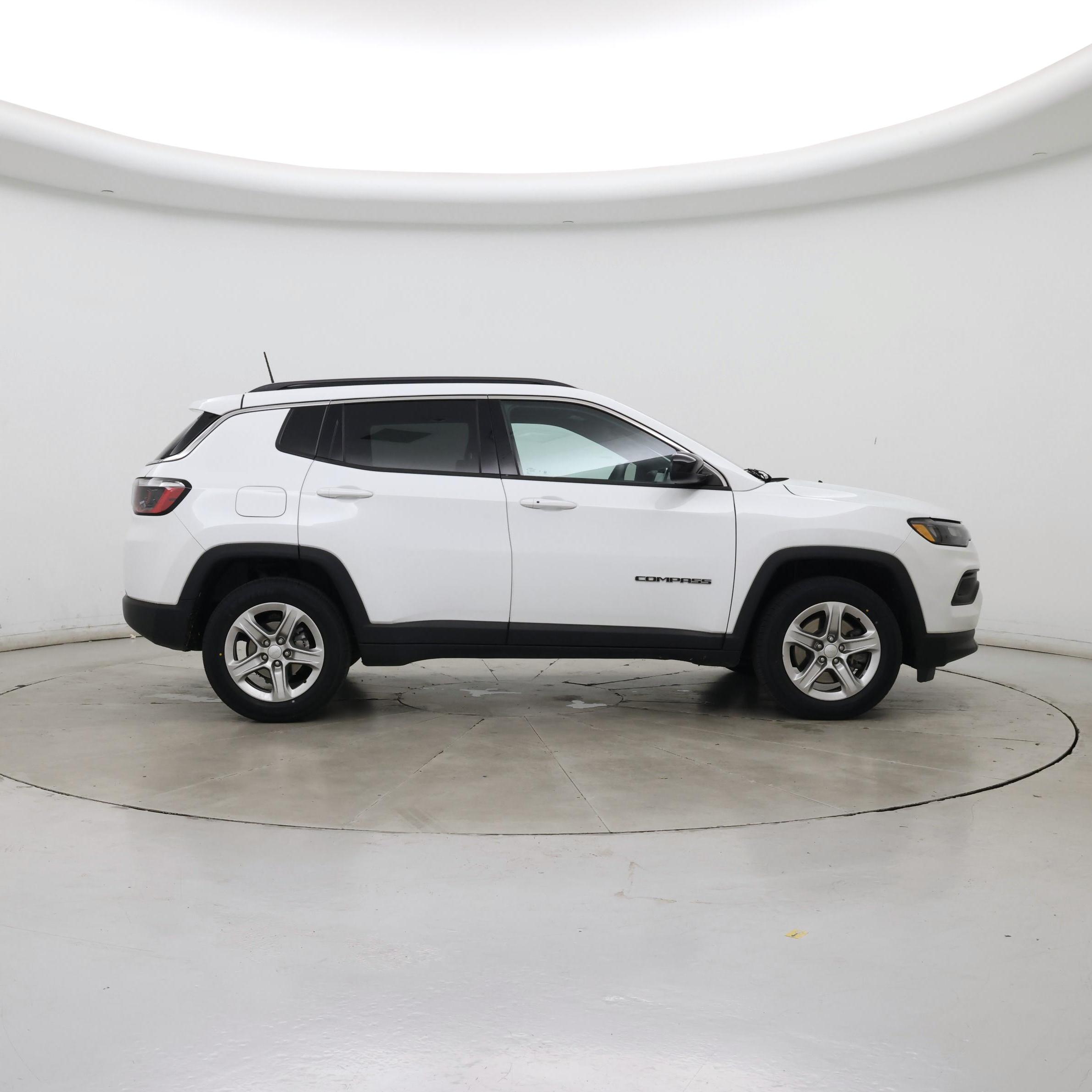 Thumbnail: 2023 Jeep Compass - 7