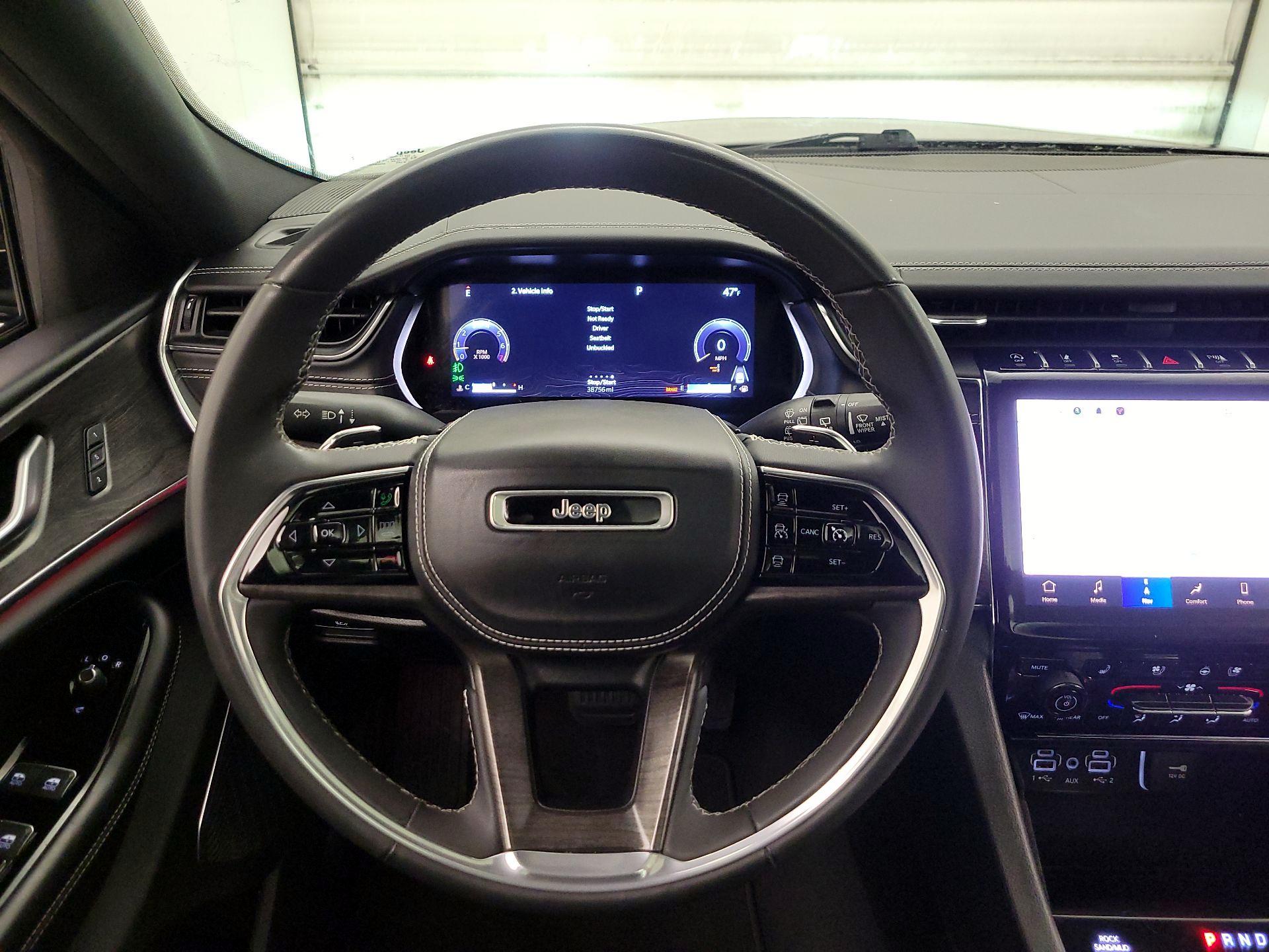 Thumbnail: 2023 Jeep Grand Cherokee L - 10