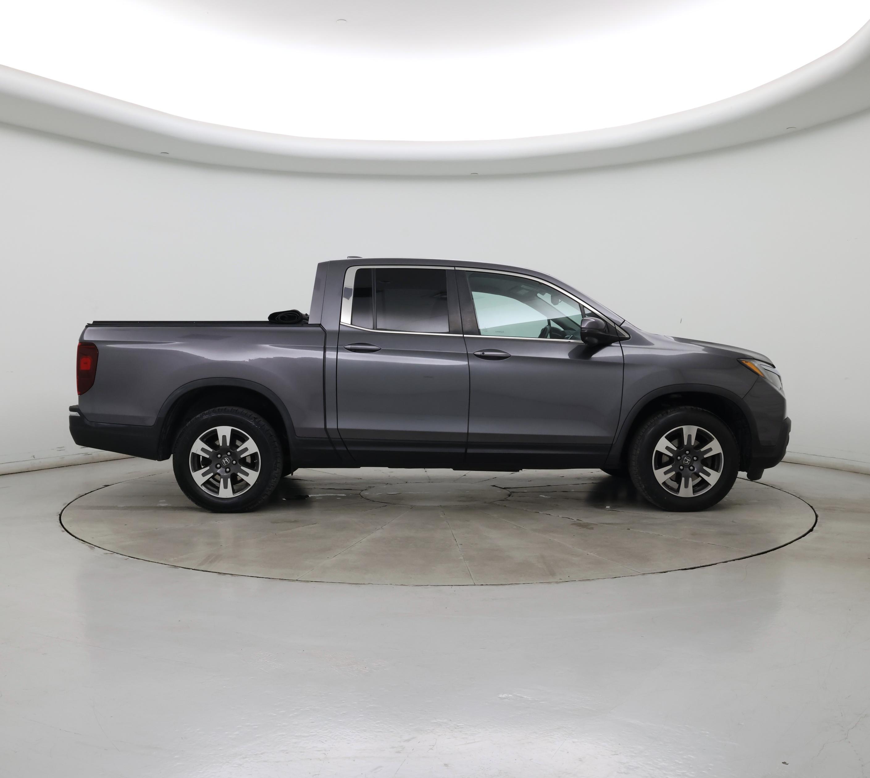 Thumbnail: 2017 Honda Ridgeline - 7