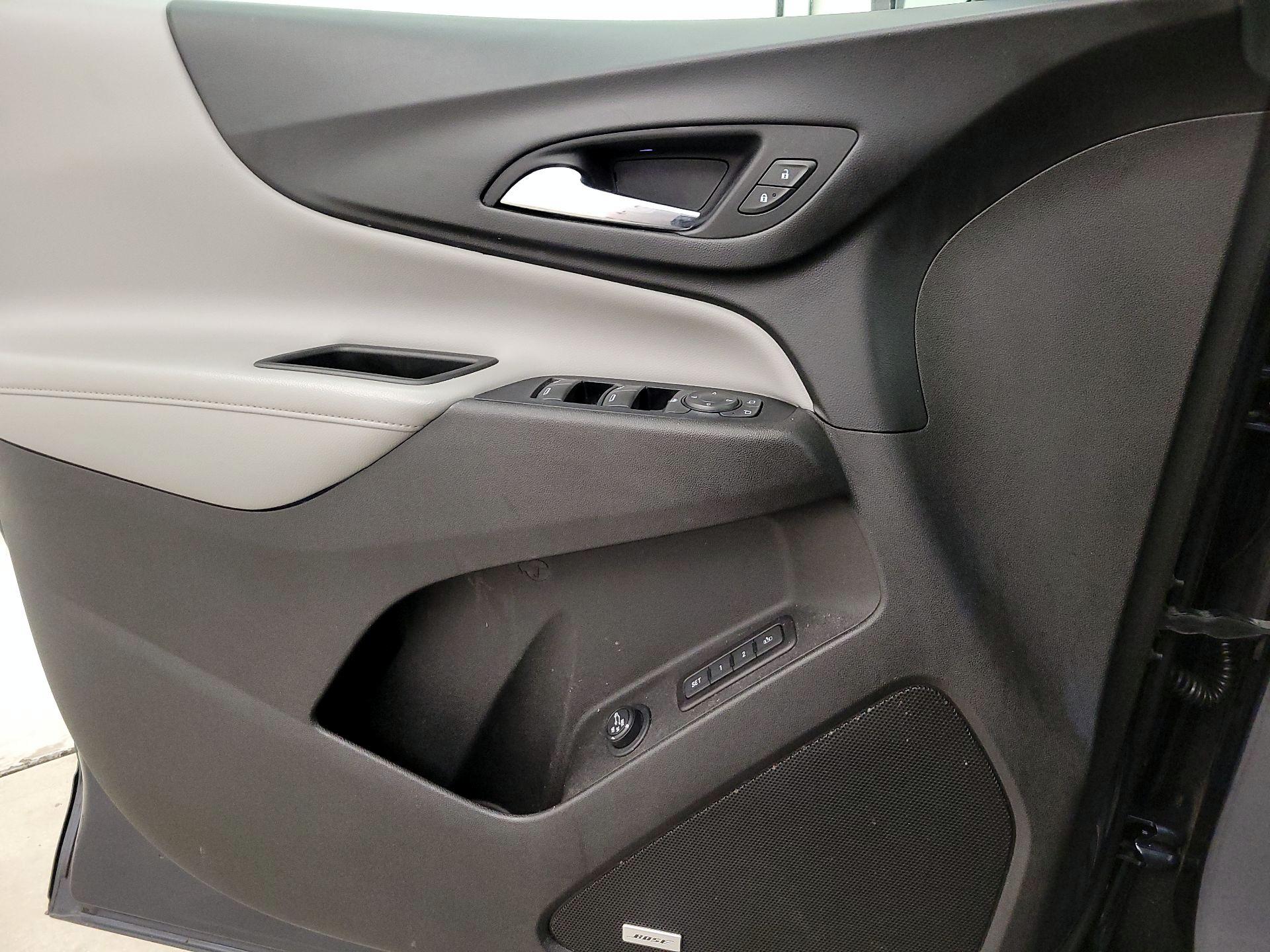 Thumbnail: 2018 Chevrolet Equinox - 12