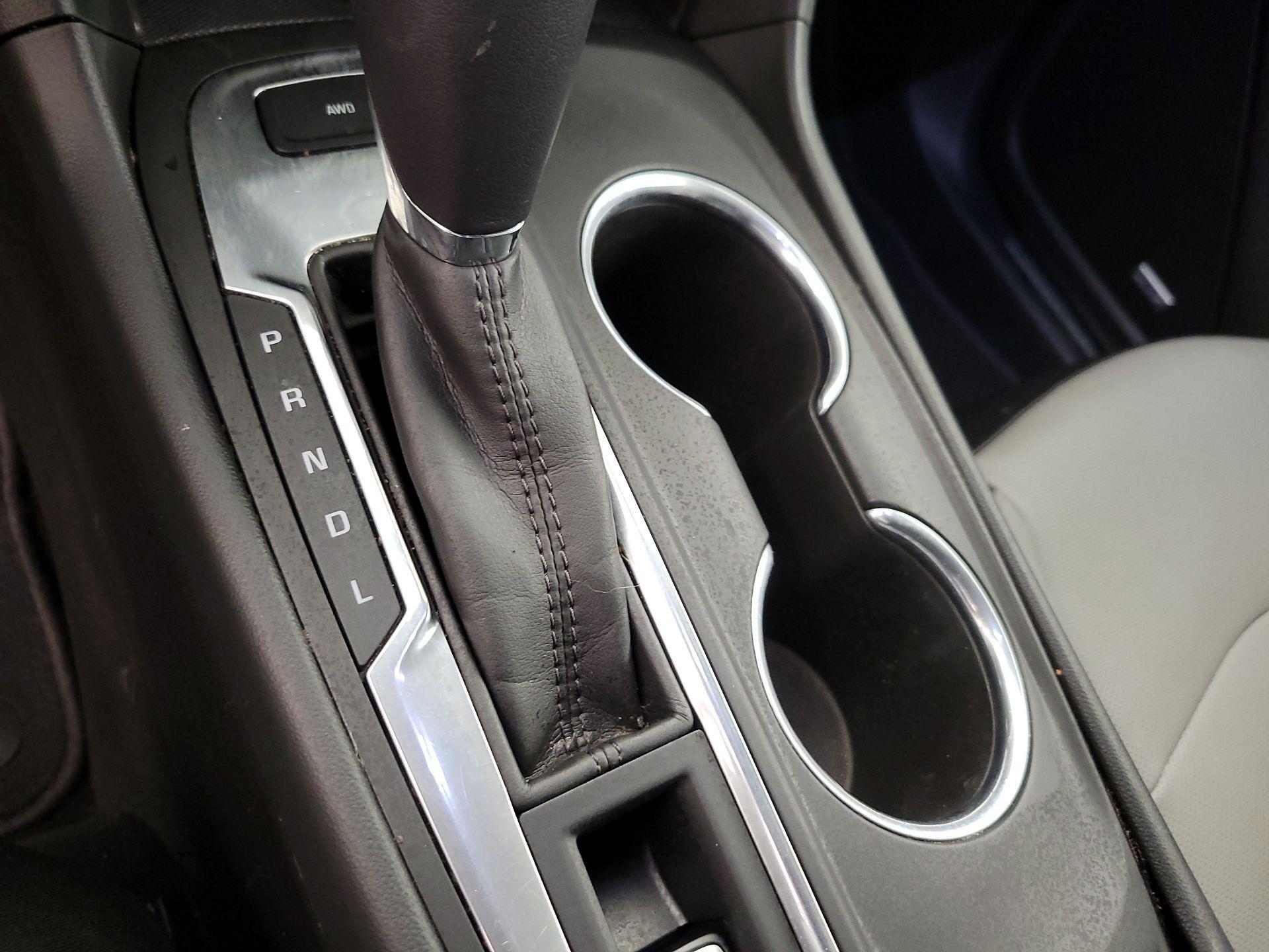 Thumbnail: 2018 Chevrolet Equinox - 17