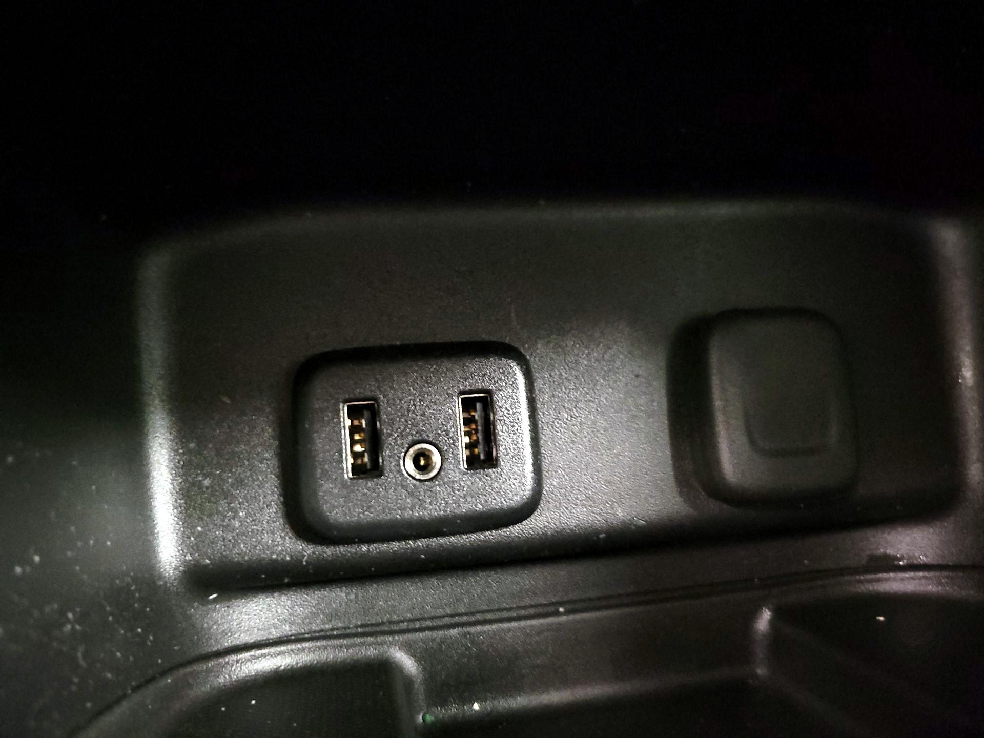 Thumbnail: 2018 Chevrolet Equinox - 18