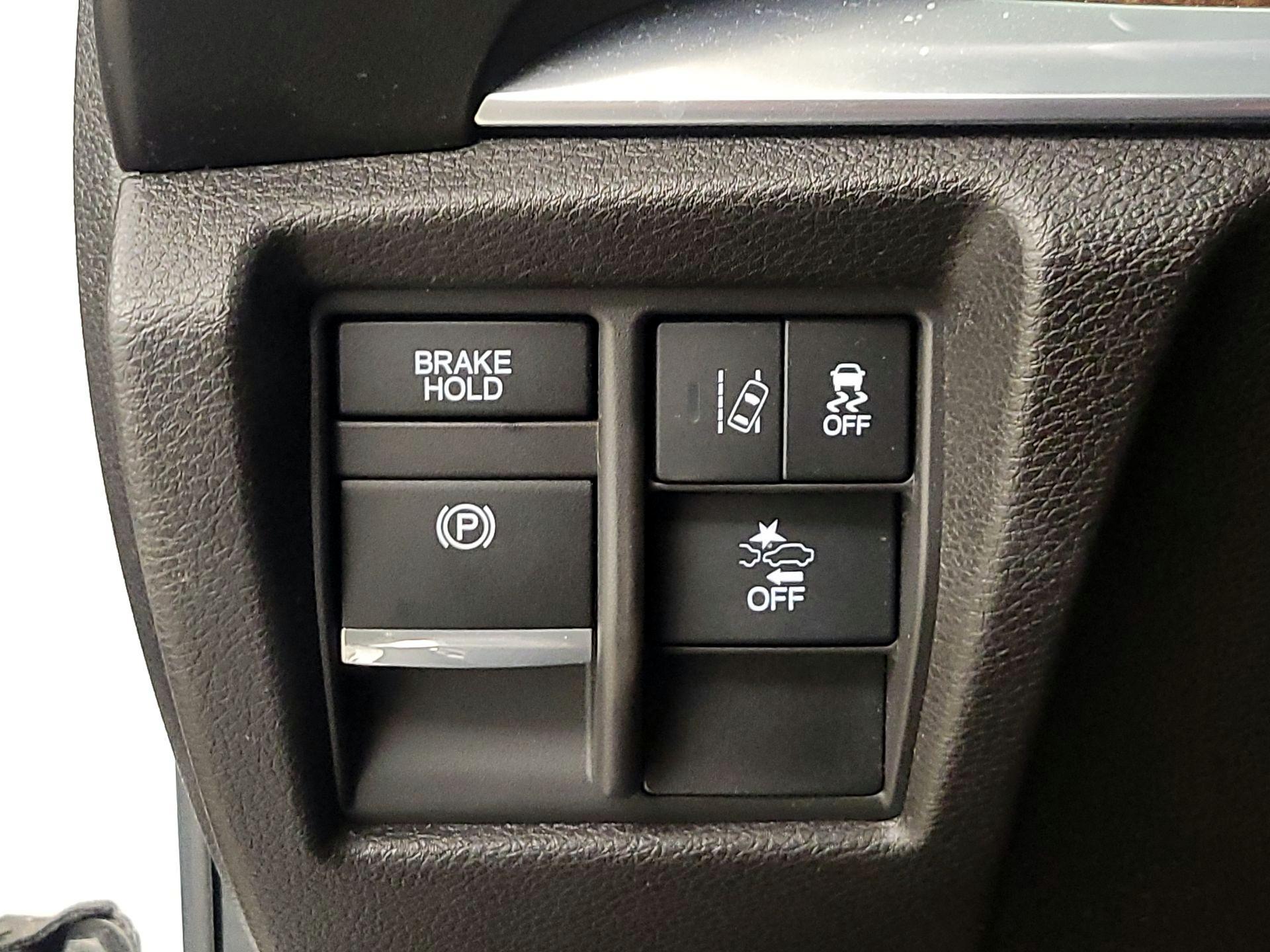 Thumbnail: 2020 Acura MDX - 13