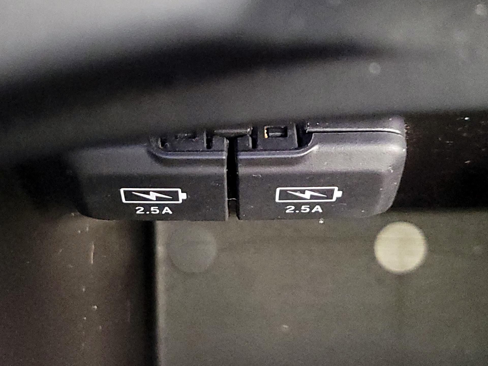 Thumbnail: 2020 Acura MDX - 18