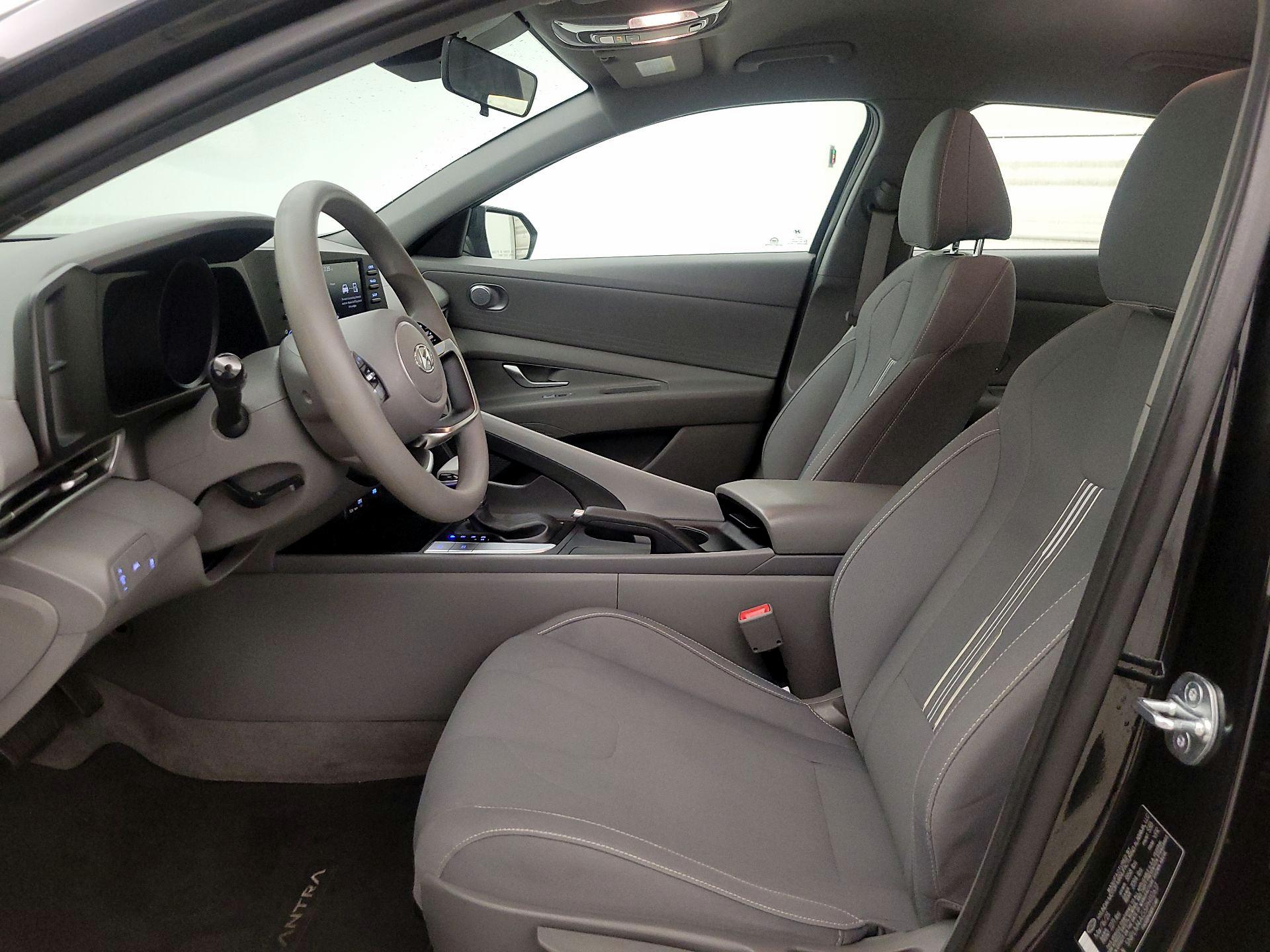 Thumbnail: 2023 Hyundai Elantra - 11