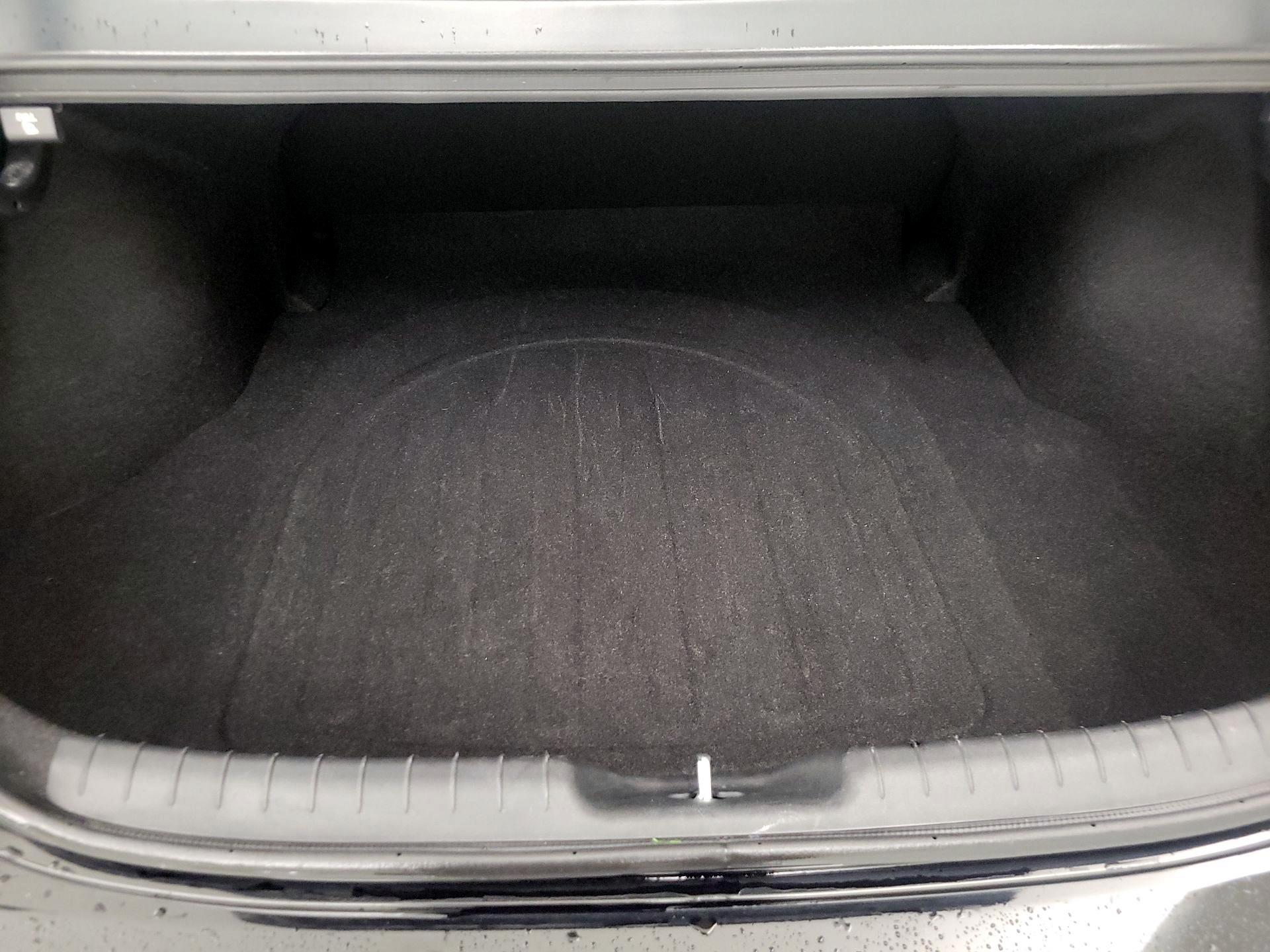 Thumbnail: 2023 Hyundai Elantra - 20