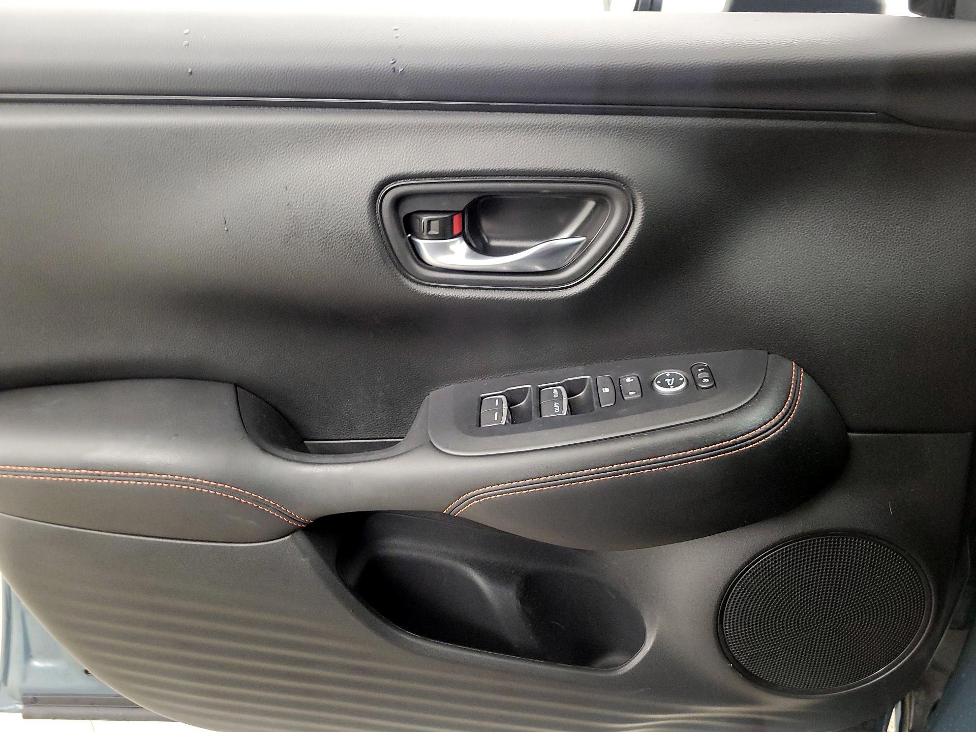 Thumbnail: 2025 Honda HR-V - 12