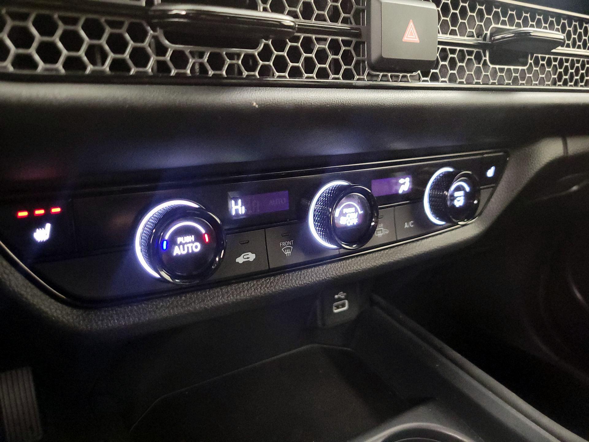 Thumbnail: 2025 Honda HR-V - 15