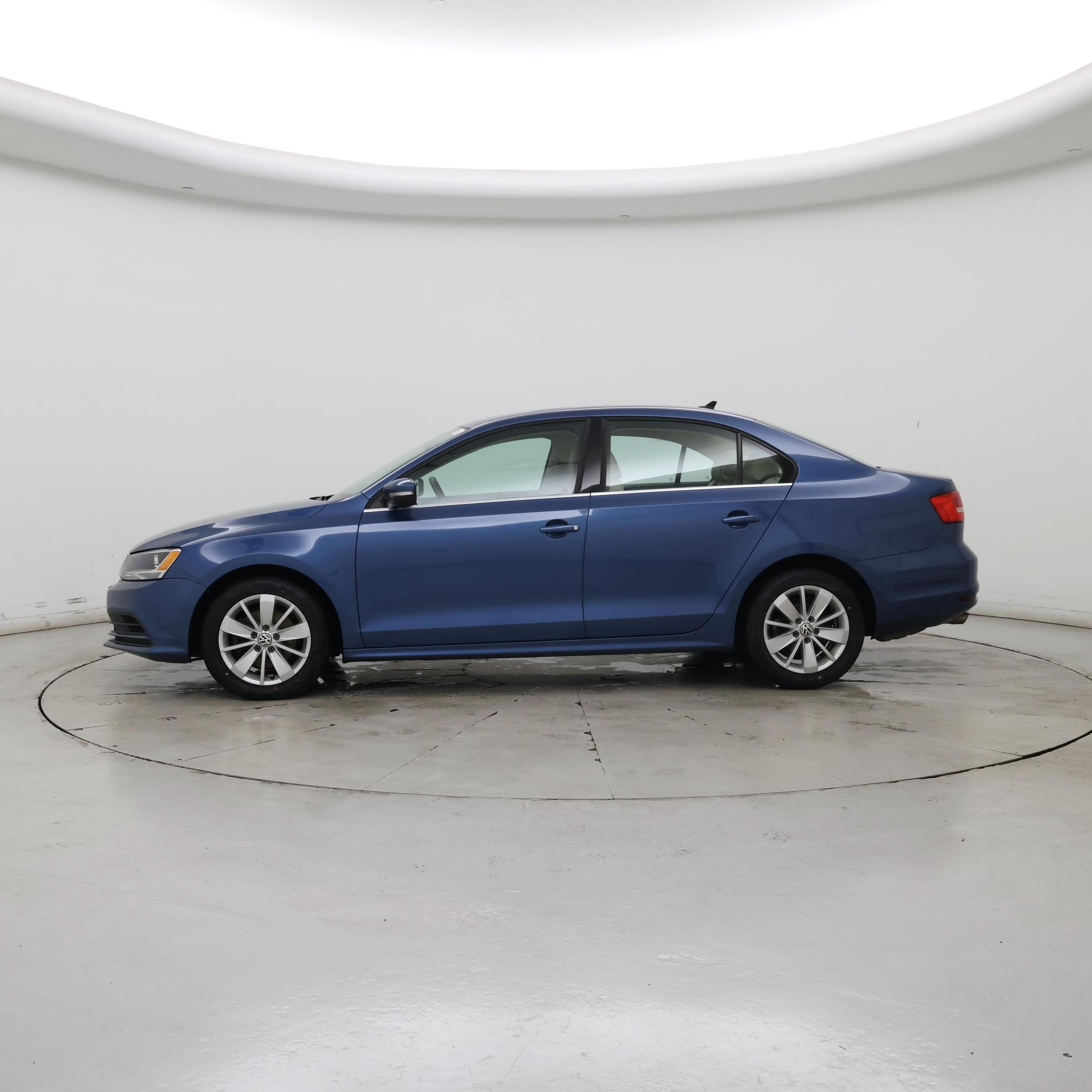 Thumbnail: 2015 Volkswagen Jetta - 3