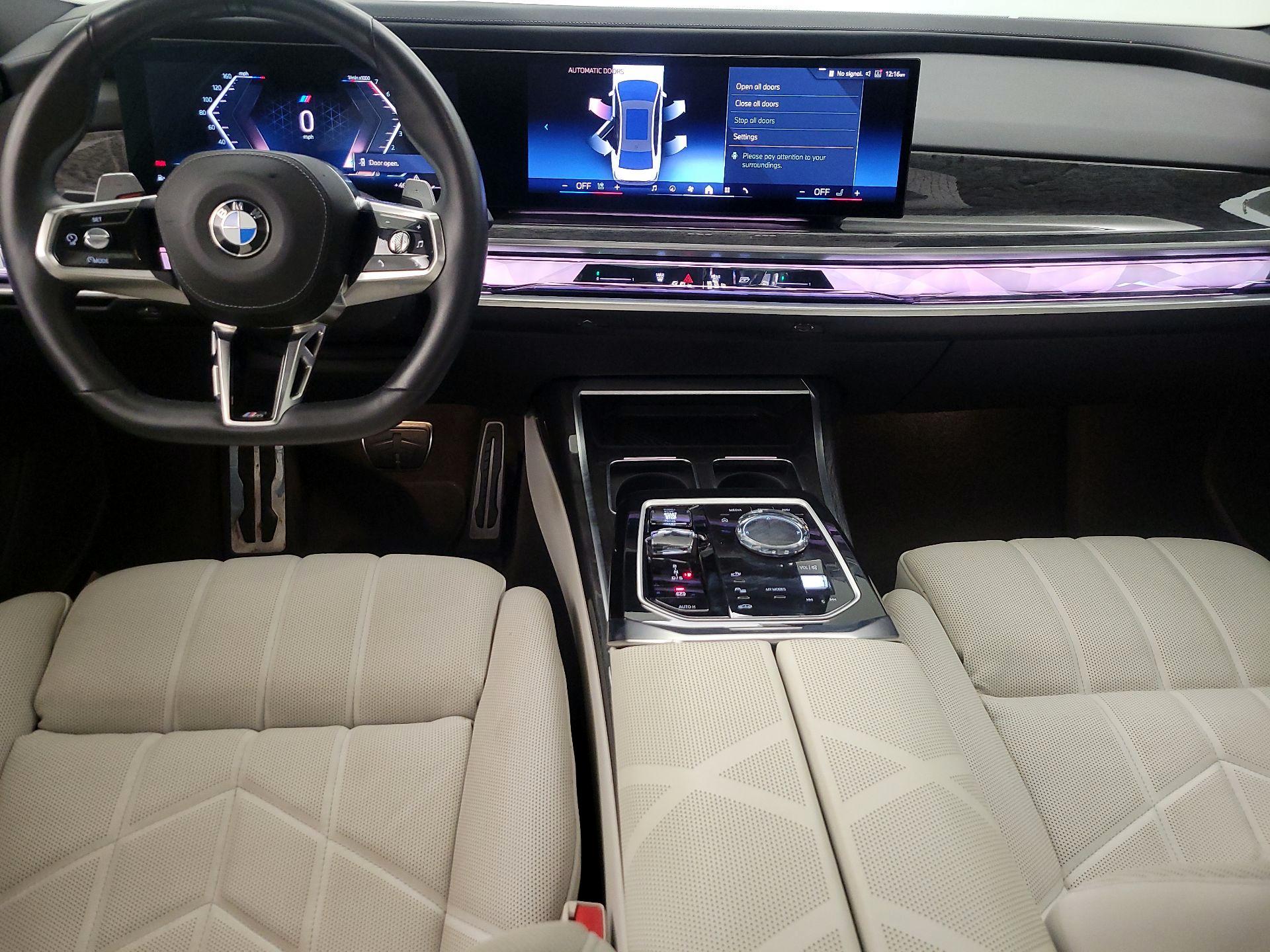 Thumbnail: 2024 BMW 7 Series - 9