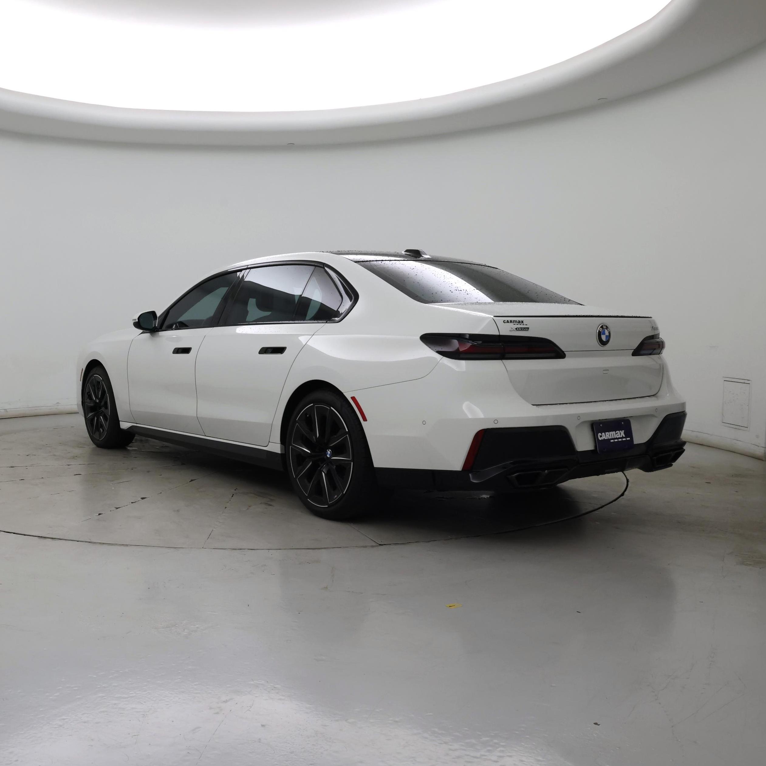 Thumbnail: 2024 BMW 7 Series - 2