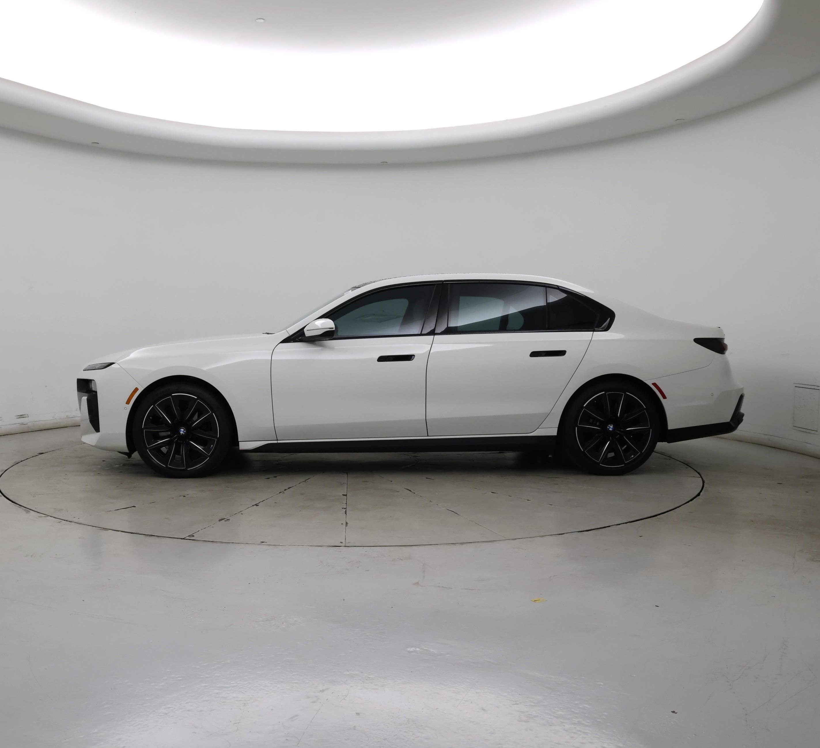 Thumbnail: 2024 BMW 7 Series - 3