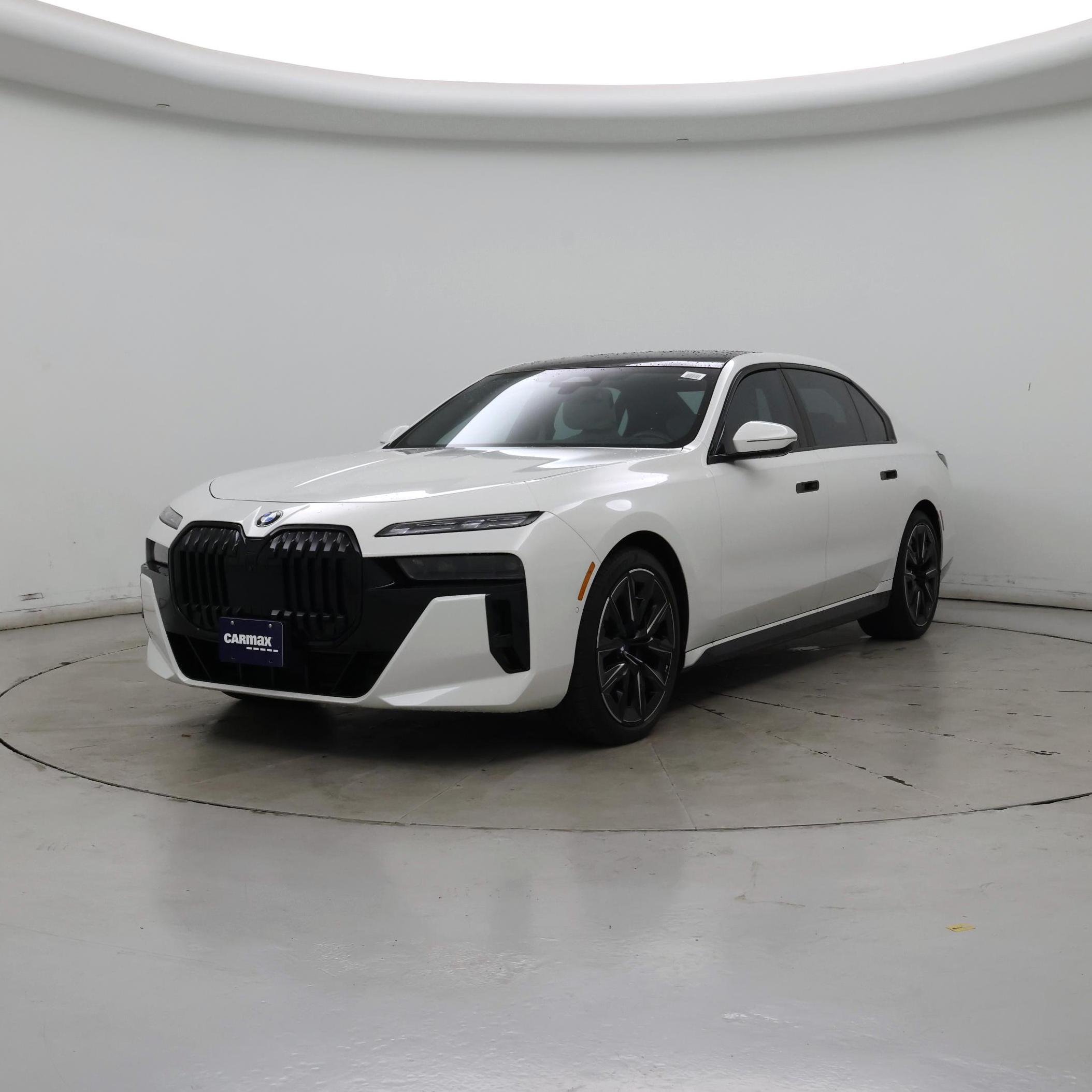 Thumbnail: 2024 BMW 7 Series - 4