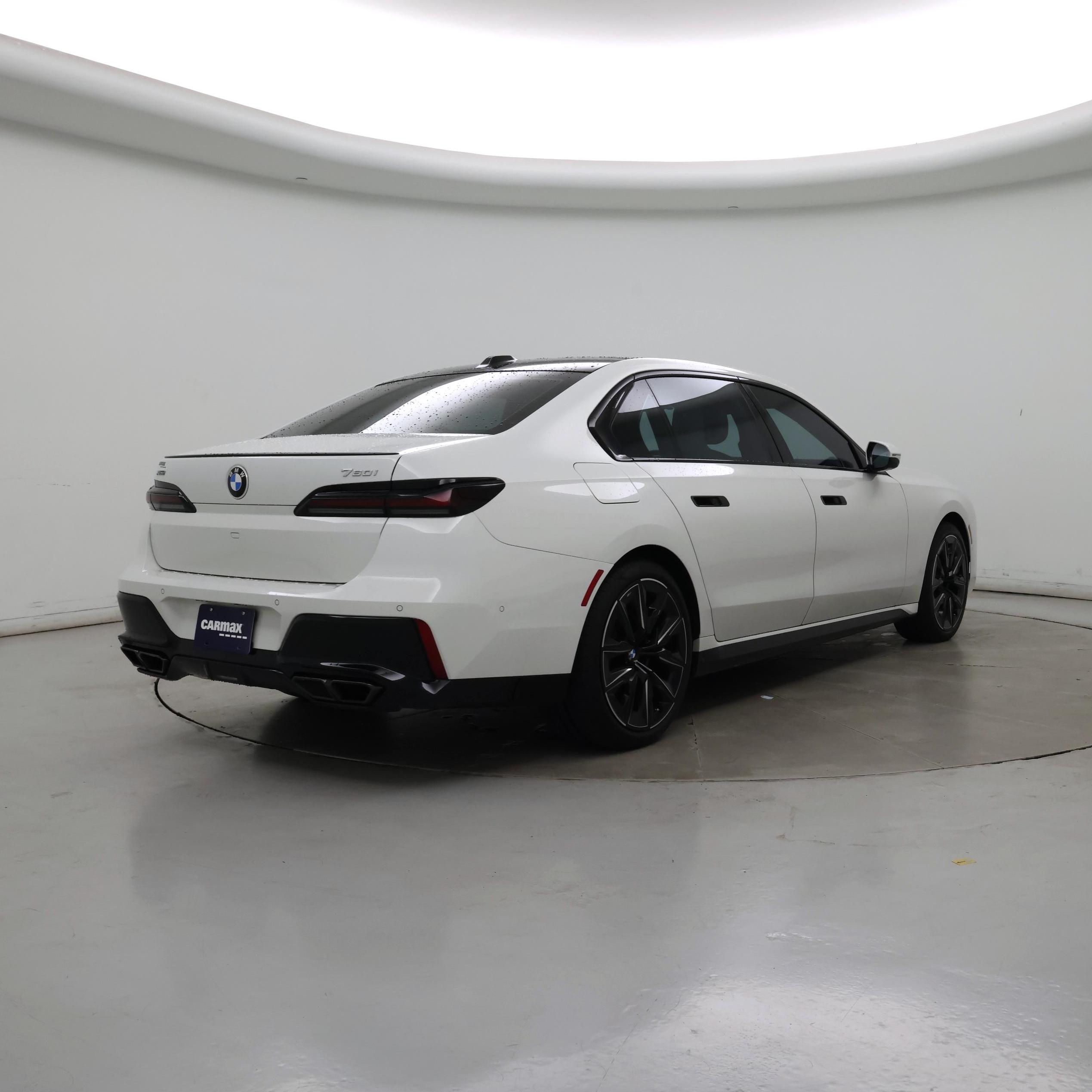 Thumbnail: 2024 BMW 7 Series - 8