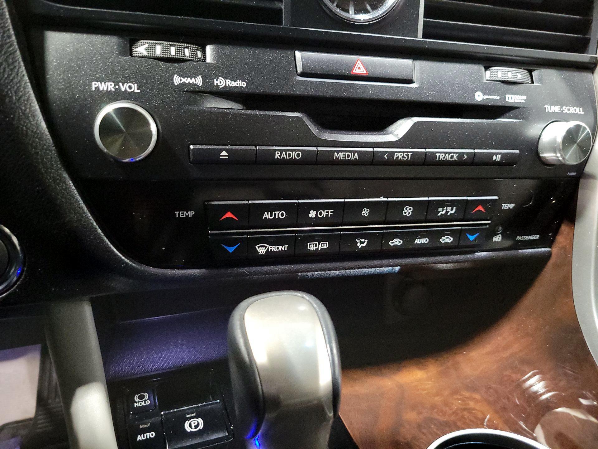 Thumbnail: 2016 Lexus RX - 17