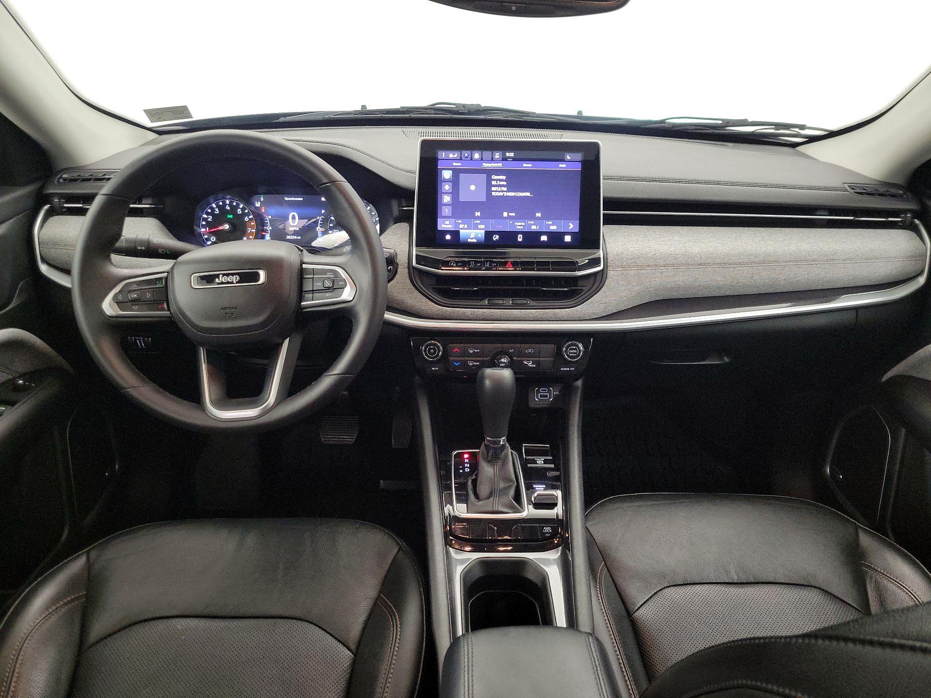 Thumbnail: 2022 Jeep Compass - 9