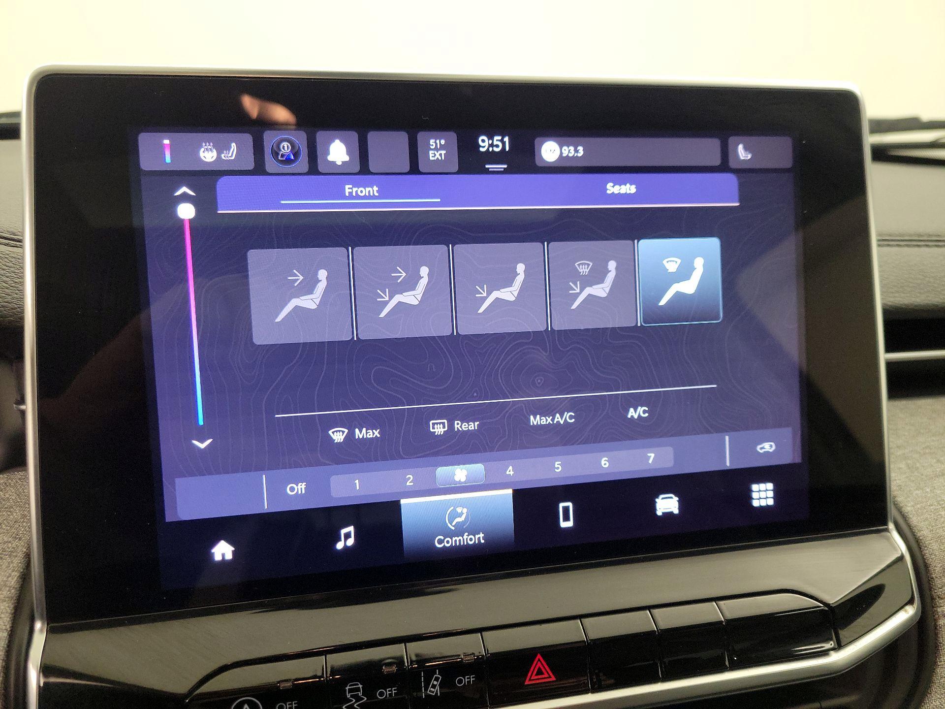 Thumbnail: 2022 Jeep Compass - 16