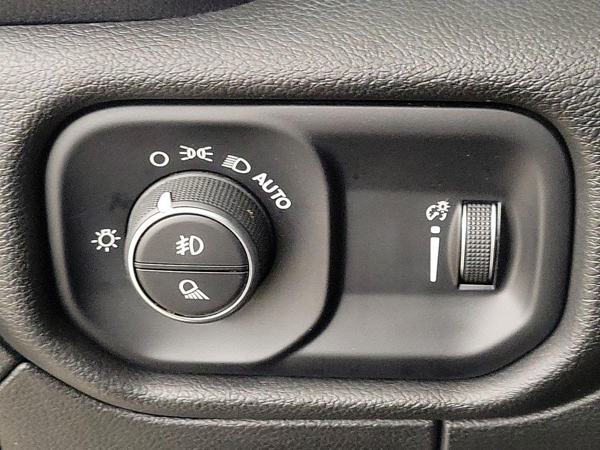 Thumbnail: 2023 RAM 1500 - 13